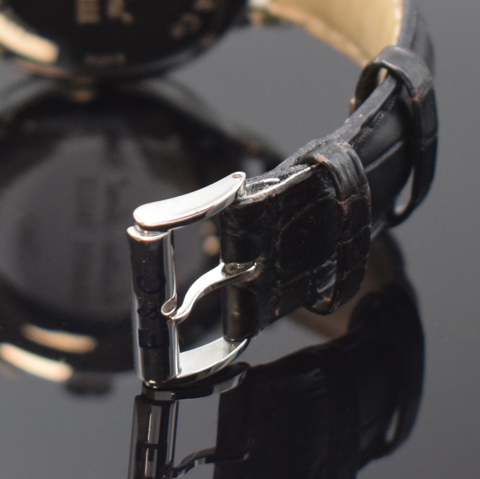 Detail b: EBERHARD & Co Extra Fort Grande Taille Armbandchronograph in Stahl Referenz 31953, Schweiz um 2010, Automatik, 6-fach verschr. Geh., orig. Lederband ...