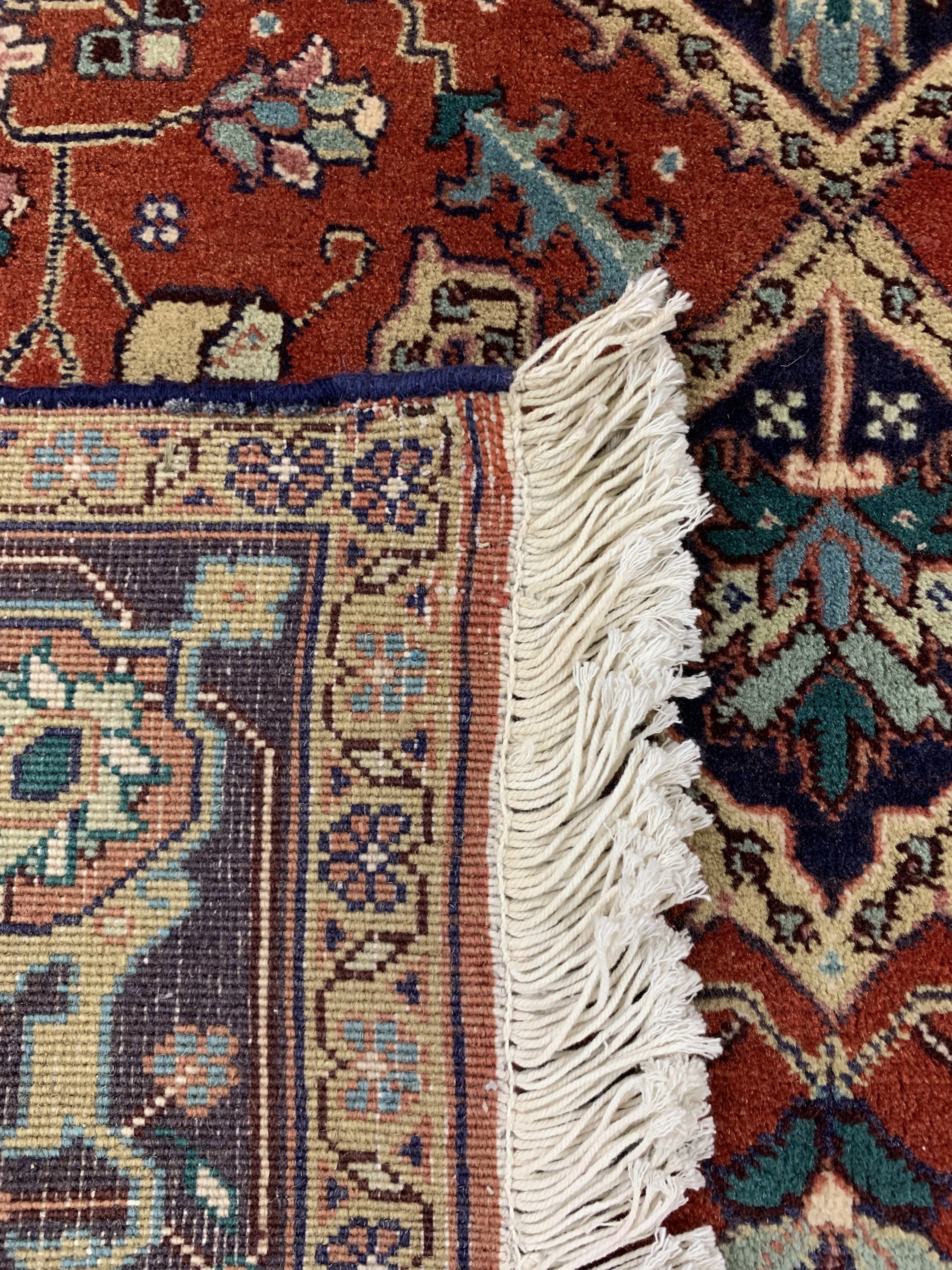 Detail e: Heriz, Persien, Mitte 20.Jhd, Wolle auf Baumwolle, ca. 219 x 147 cm, EHZ: 2