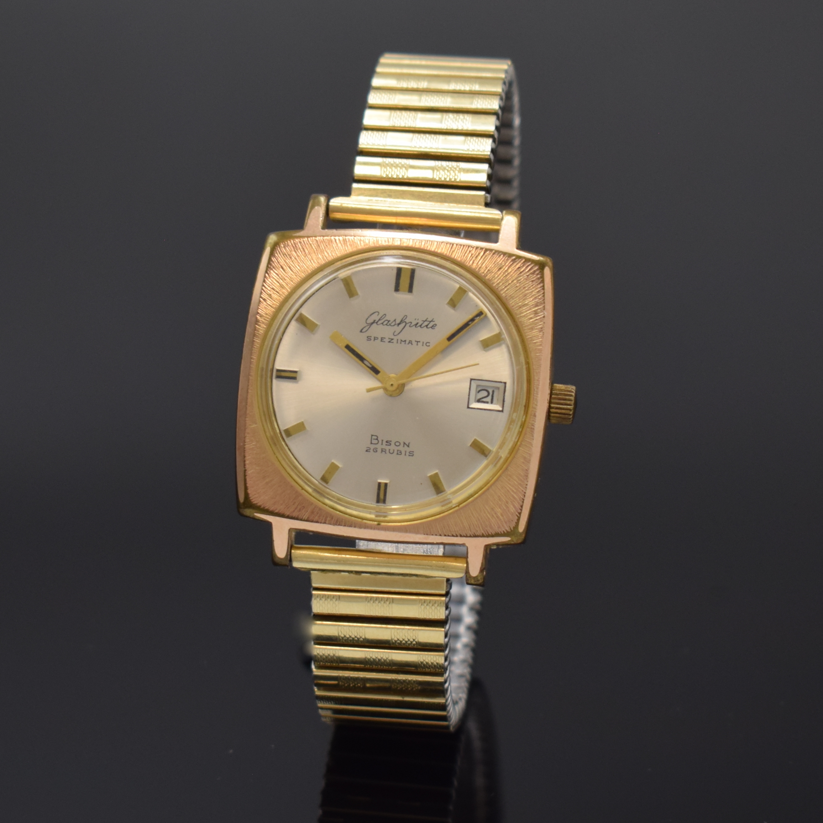 GLASHÜTTE Spezimatic Armbanduhr Serie BISON, Automatik, DDR um 1970, verg. Geh., Edelstahlboden aufgedr., silb. Zifferbl. m. aufgel. Indizes, Anz. ...