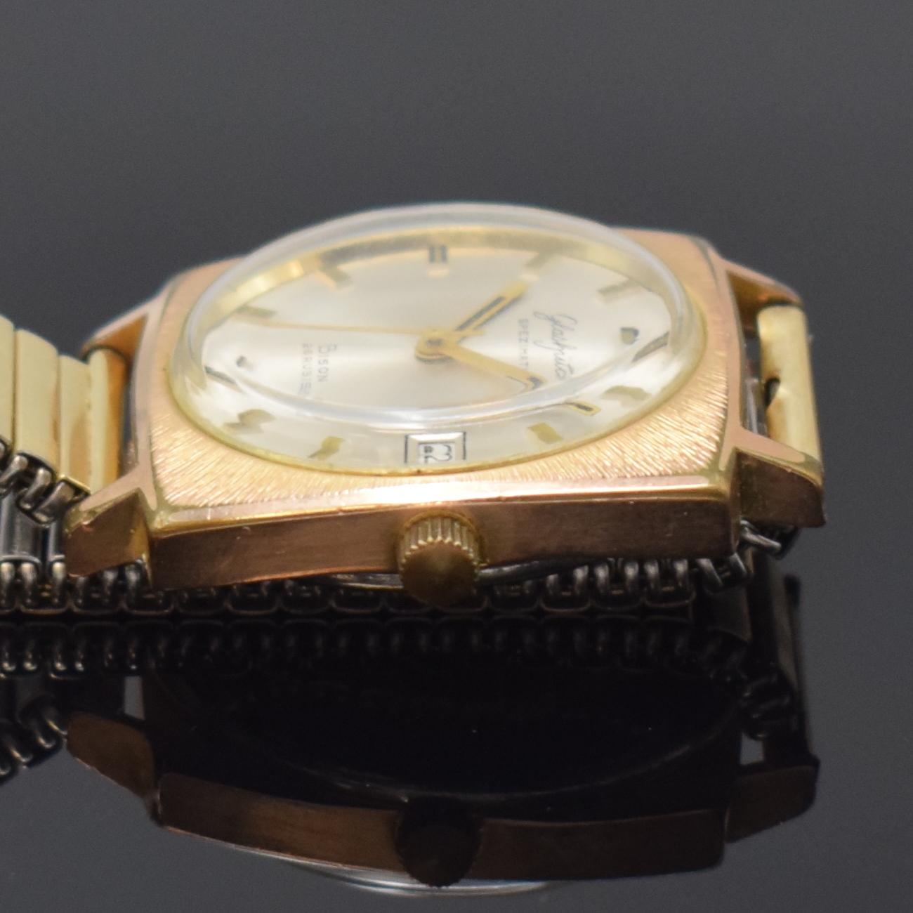 Detail b: GLASHÜTTE Spezimatic Armbanduhr Serie BISON, Automatik, DDR um 1970, verg. Geh., Edelstahlboden aufgedr., silb. Zifferbl. m. aufgel. Indizes, Anz. ...