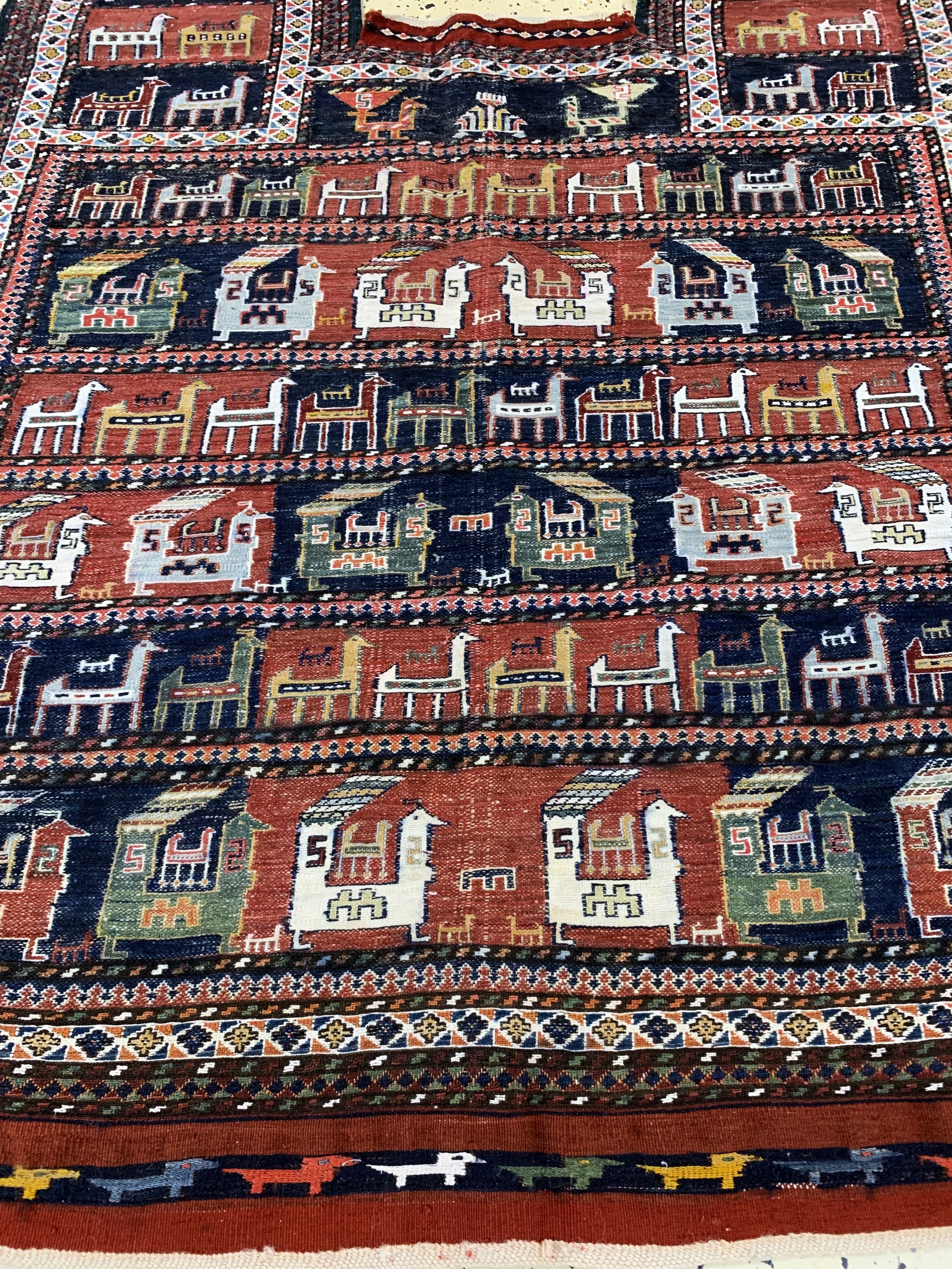 Detail d: Sumakh"Pferdedecke", Persien, Anfang 20.Jhd, Wolle auf Wolle, ca. 145 x 100 cm, verfärbt, EHZ: 2