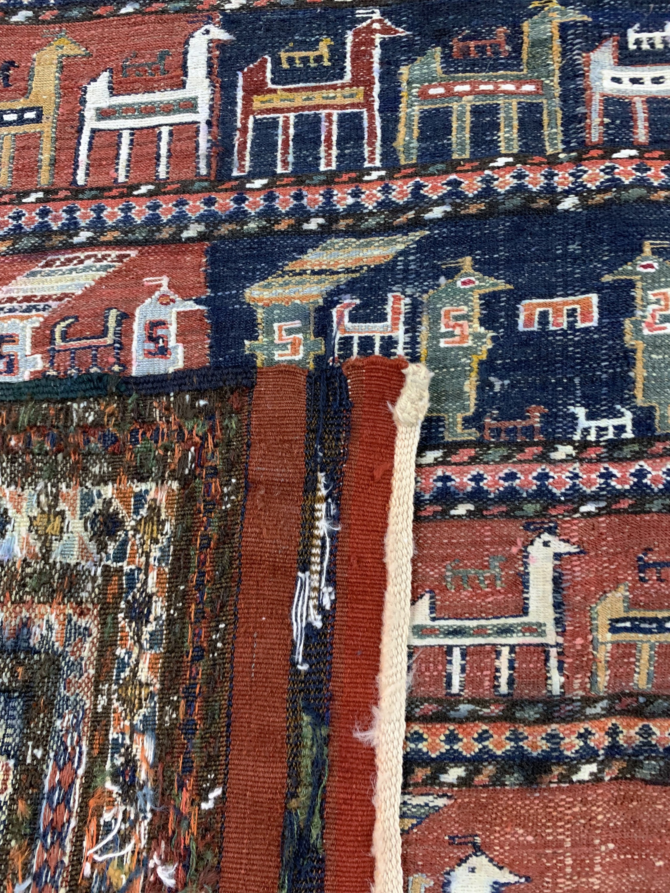 Detail e: Sumakh"Pferdedecke", Persien, Anfang 20.Jhd, Wolle auf Wolle, ca. 145 x 100 cm, verfärbt, EHZ: 2