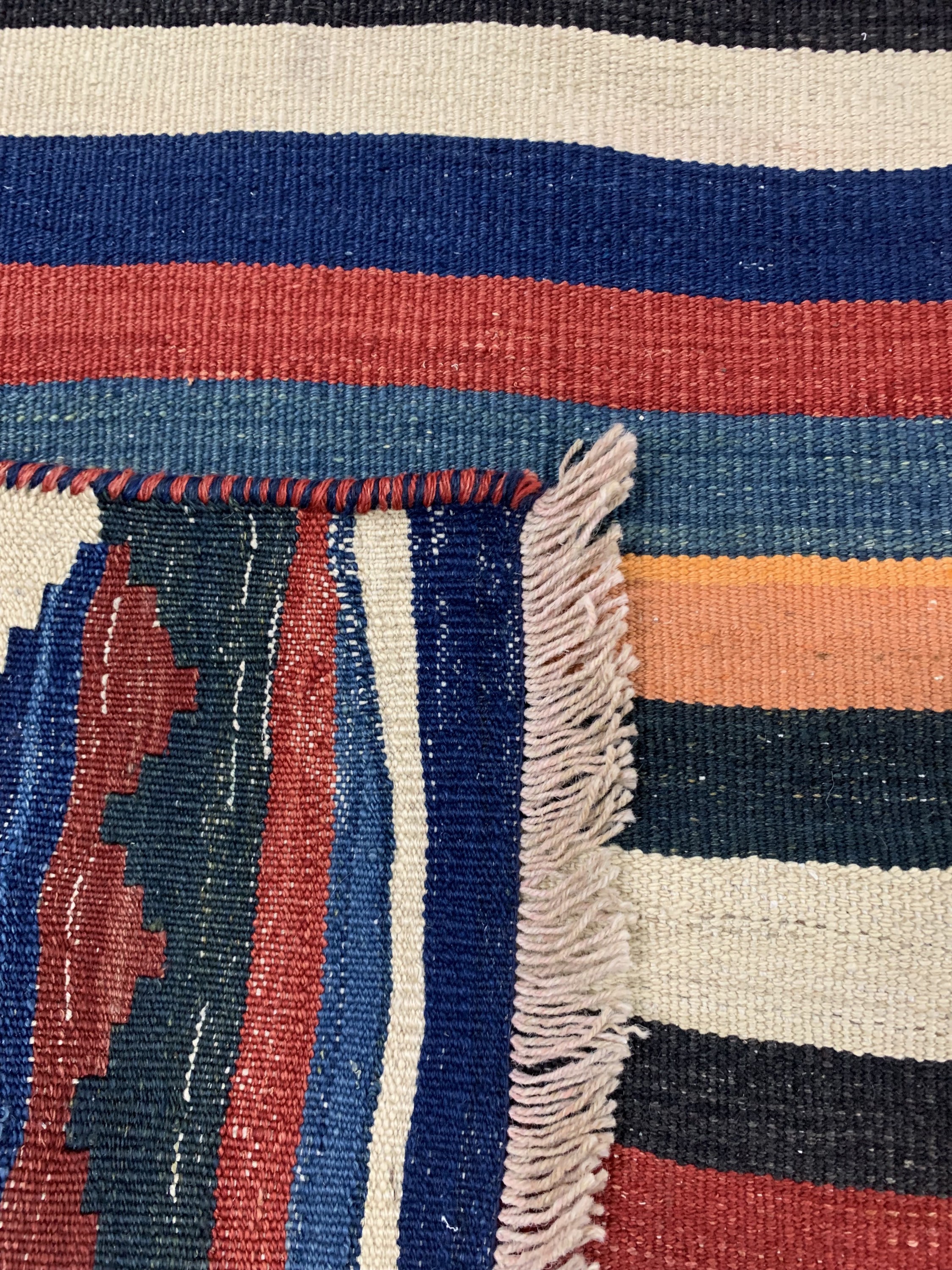 Detail f: Ghaschgai Kelim, Persien, Mitte 20.Jhd, Wolle auf Wolle, ca. 283 x 200 cm, EHZ: 2