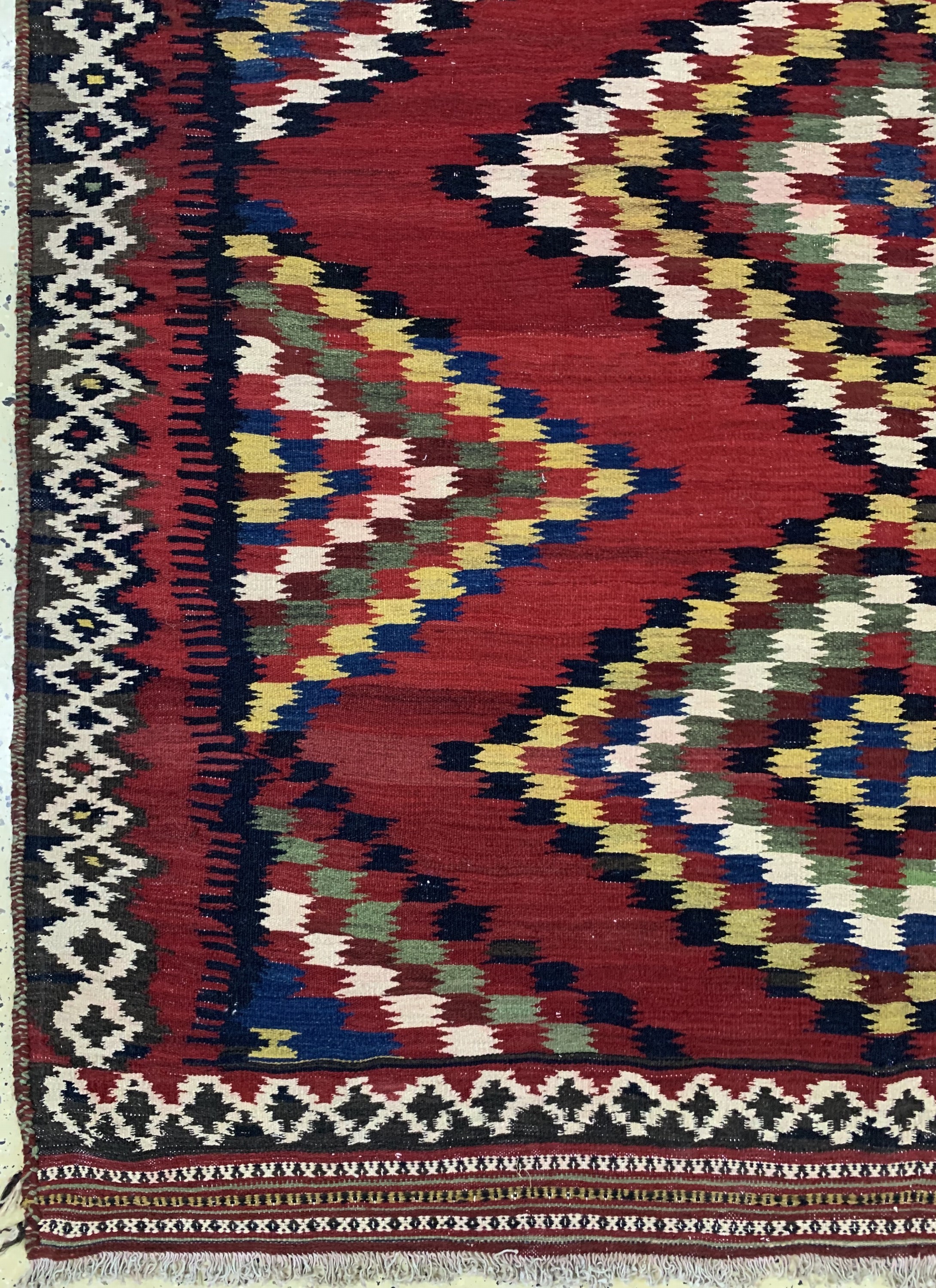 Detail b: Ghaschgai Kelim, Persien, Anfang 20.Jhd, Wolle auf Baumwolle, ca. 290 x 188 cm, EHZ: 2