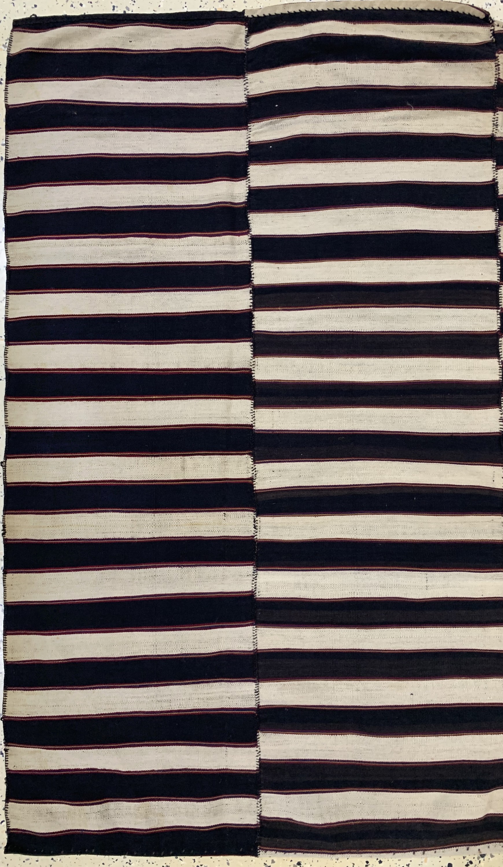 Detail b: Masandaran Kelim(4 Bahnig), Persien, Anfang20.Jhd, Wolle auf Wolle, ca. 204 x 176 cm, EHZ: 2