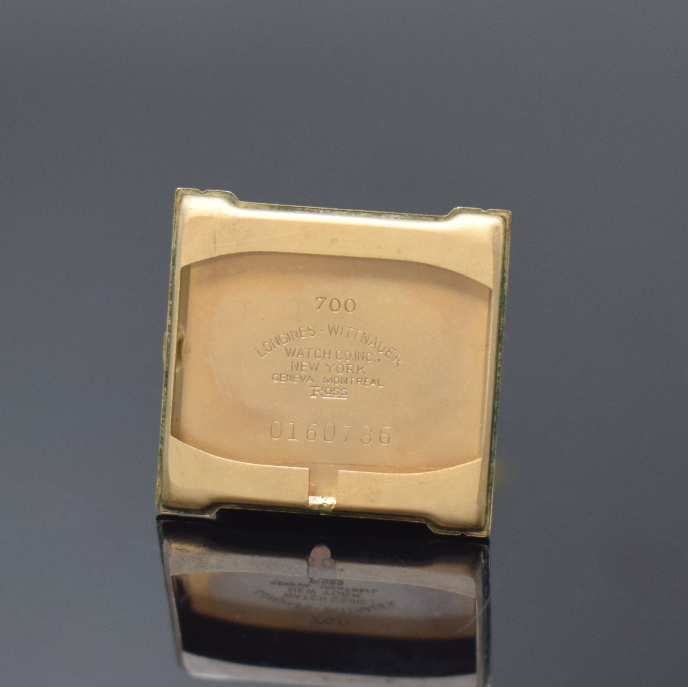 Detail c: LONGINES und ELLIS 2 vergoldete Armbanduhren, Schweiz/USA um 1950, Handaufzug, Böden aufgedr., silb. Zifferblätter, 1x rest., gold. u. Stein-Ind., ...