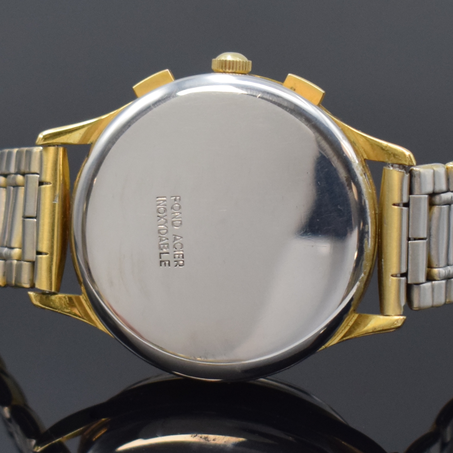 Detail f: Set 2 vergoldete Armbandchronographen, beide Schweiz um 19580, Handaufzug, Edelstahlböden aufgedr., 1.)x La Leuba, schwarzes Zifferbl. Kal. Venus ...