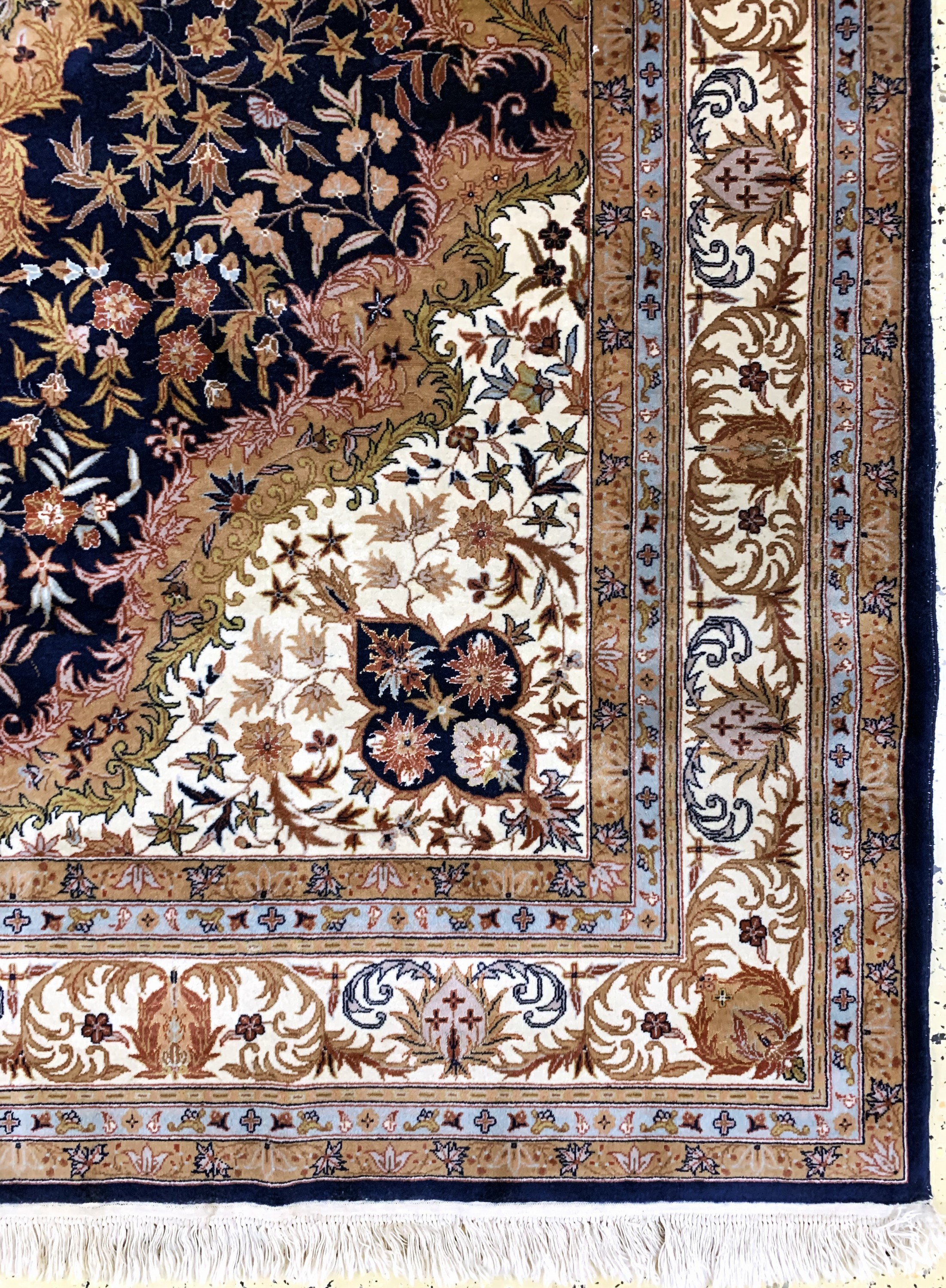 Detail a: Esfahan fein, China, Ende 20.Jhd, Korkwolleauf Baumwolle, ca. 280 x 186 cm, EHZ: 2