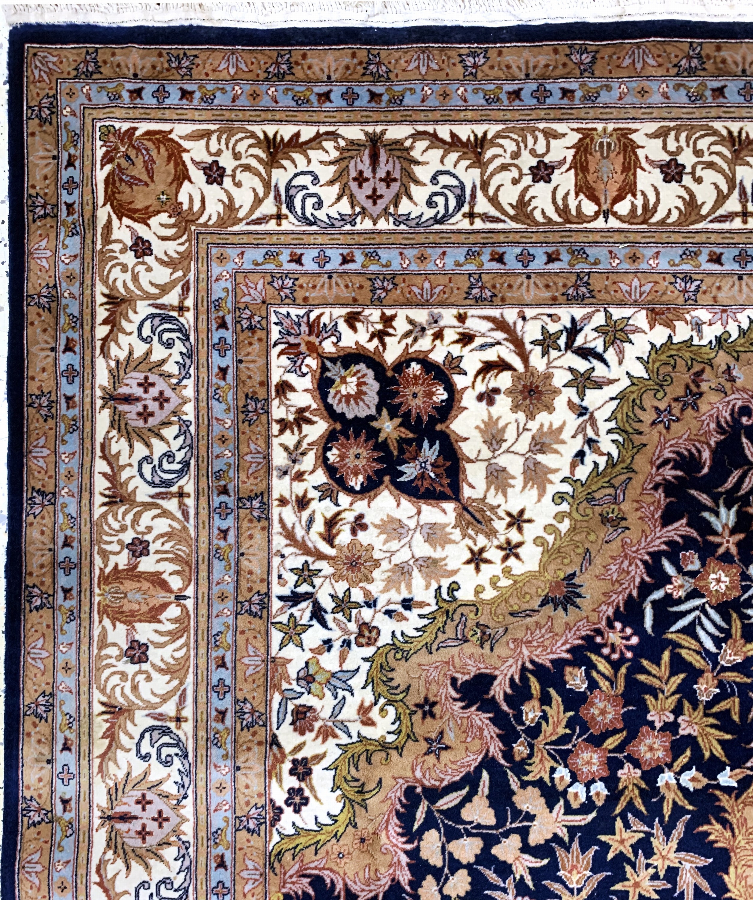 Detail d: Esfahan fein, China, Ende 20.Jhd, Korkwolleauf Baumwolle, ca. 280 x 186 cm, EHZ: 2