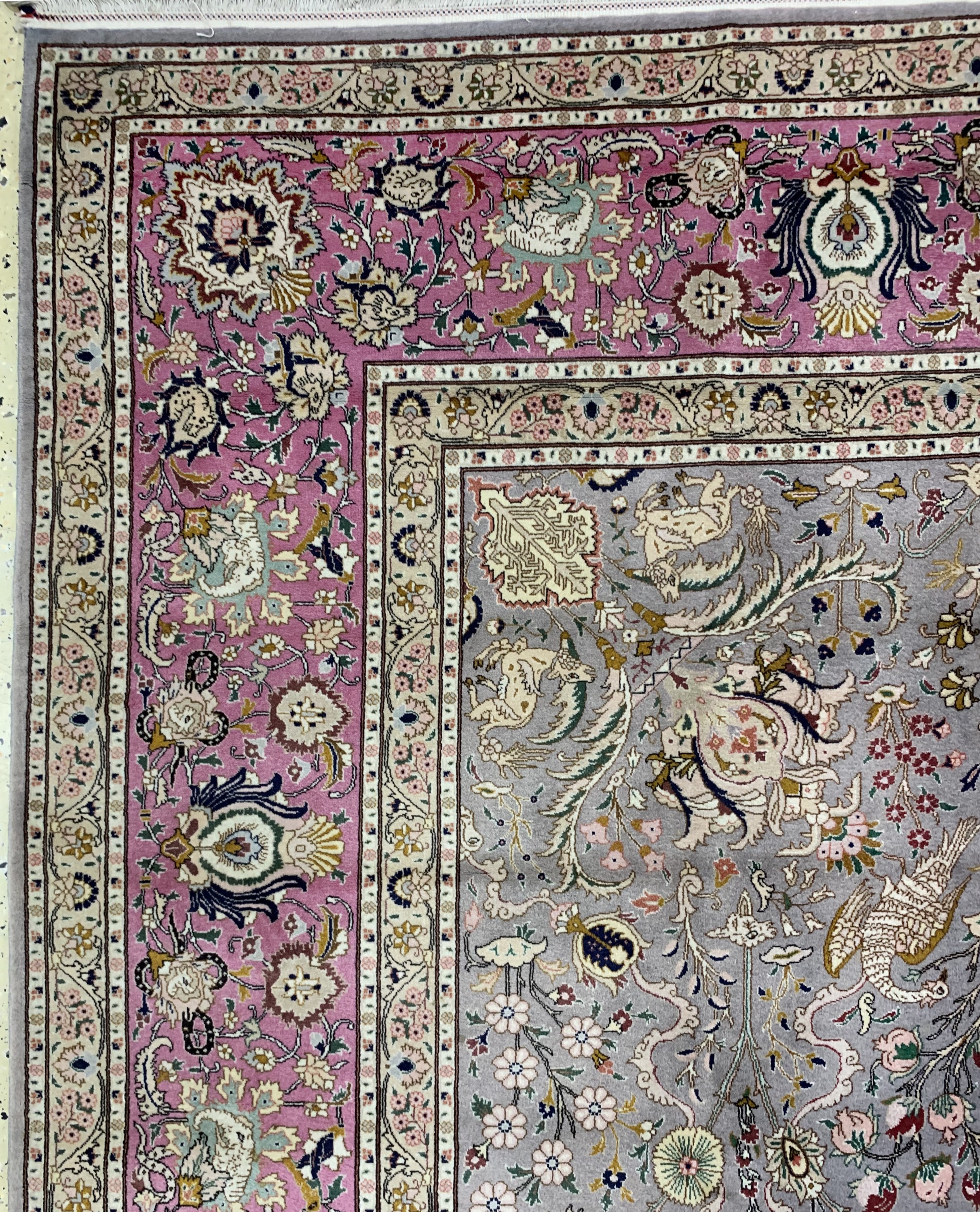 Detail d: Täbriz fein(50 Raj), Persien, Mitte 20.Jhd,Korkwolle auf Baumwolle, ca. 402 x 300 cm, ca.500.000 Kn/qm, verblasst, EHZ: 2