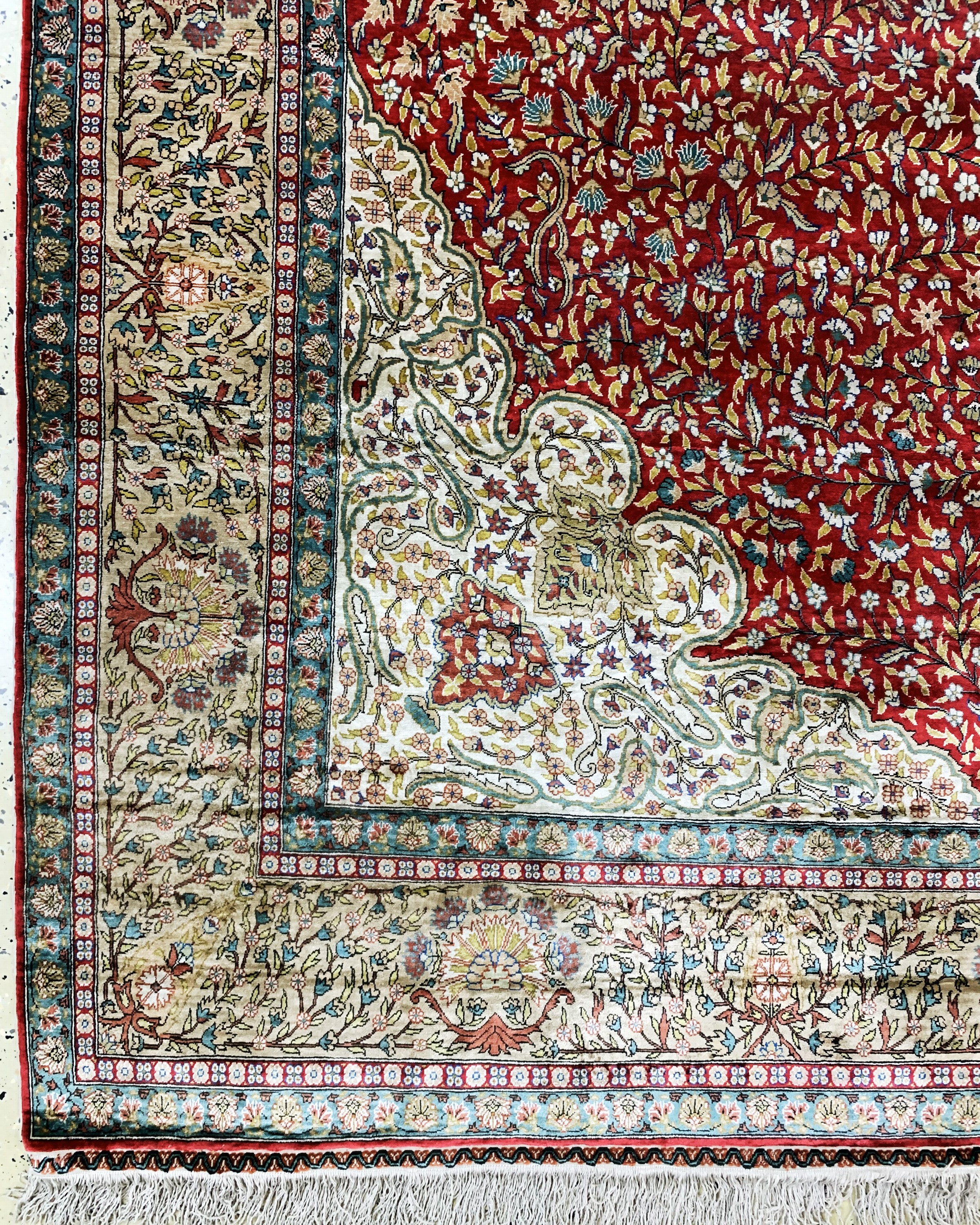 Detail b: Seiden Kayseri, Türkei, Mitte 20.Jhd, reineNaturseide, ca. 352 x 215 cm, EHZ: 2