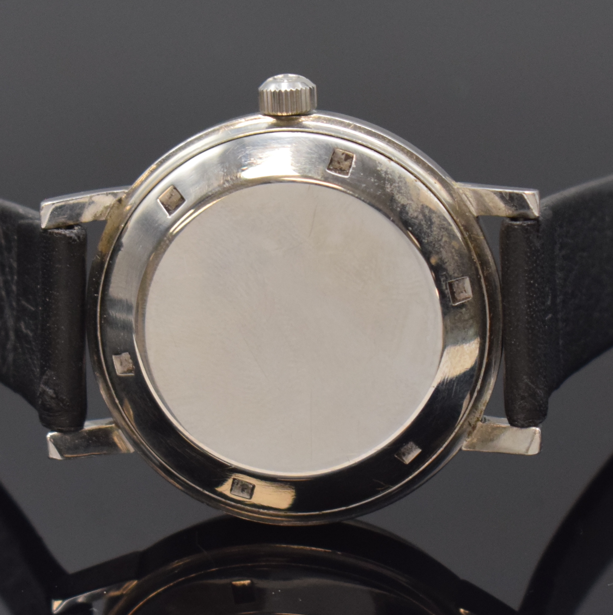 Detail c: ZENITH Herrenarmbanduhr, Automatik, Schweiz um 1965, Edelstahlgeh., Boden verschr., silbergraues Zifferbl. m. aufgel. Indizes altersbed., fl./pat., ...