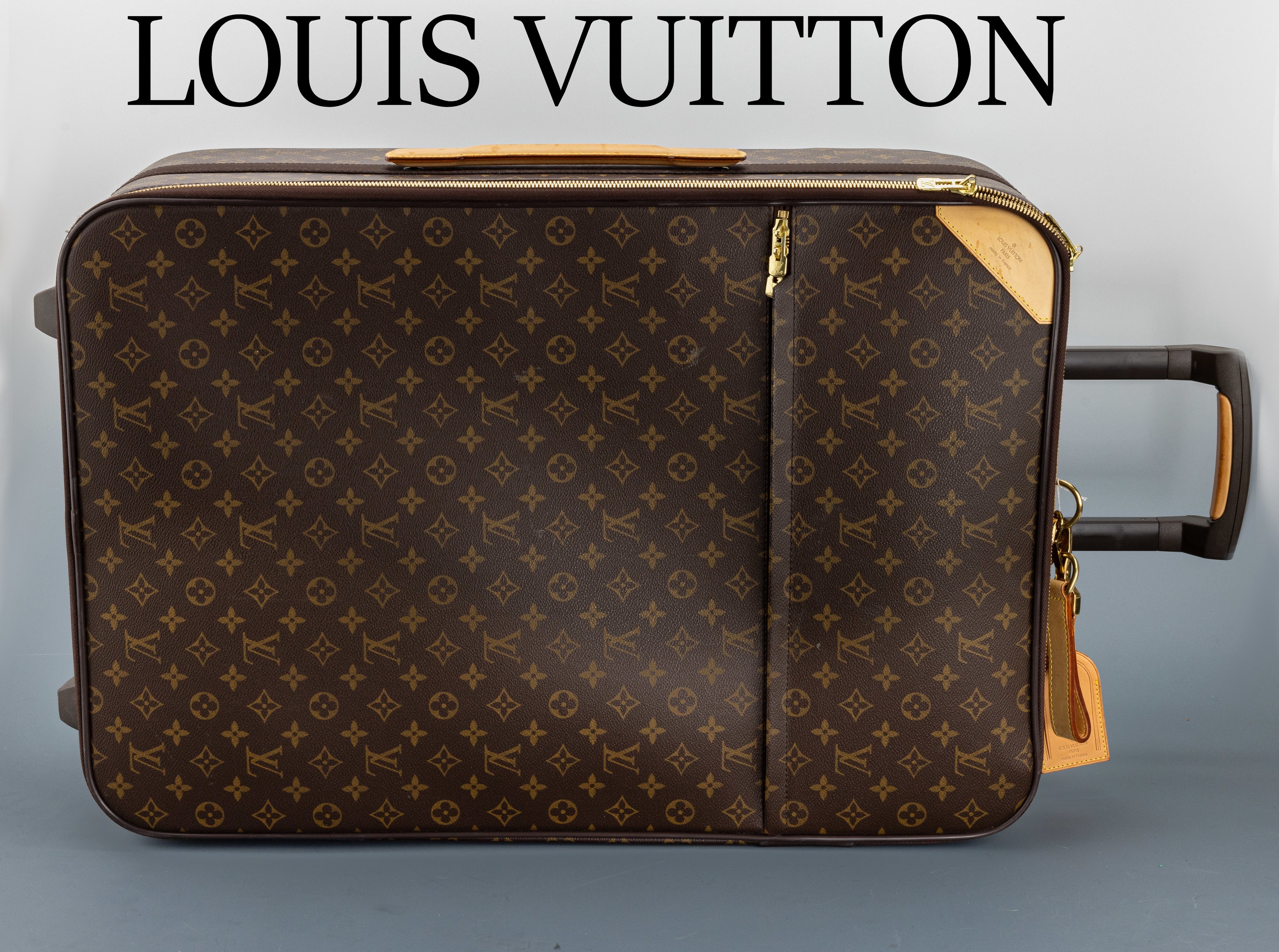 LOUIS VUITTON Koffer, Pegase 65, Monogram Canvas, dunkelbraune Inneneinrichtung, 2 Reißverschlussfächer Außenfront mit Reißverschluss Taschen ...