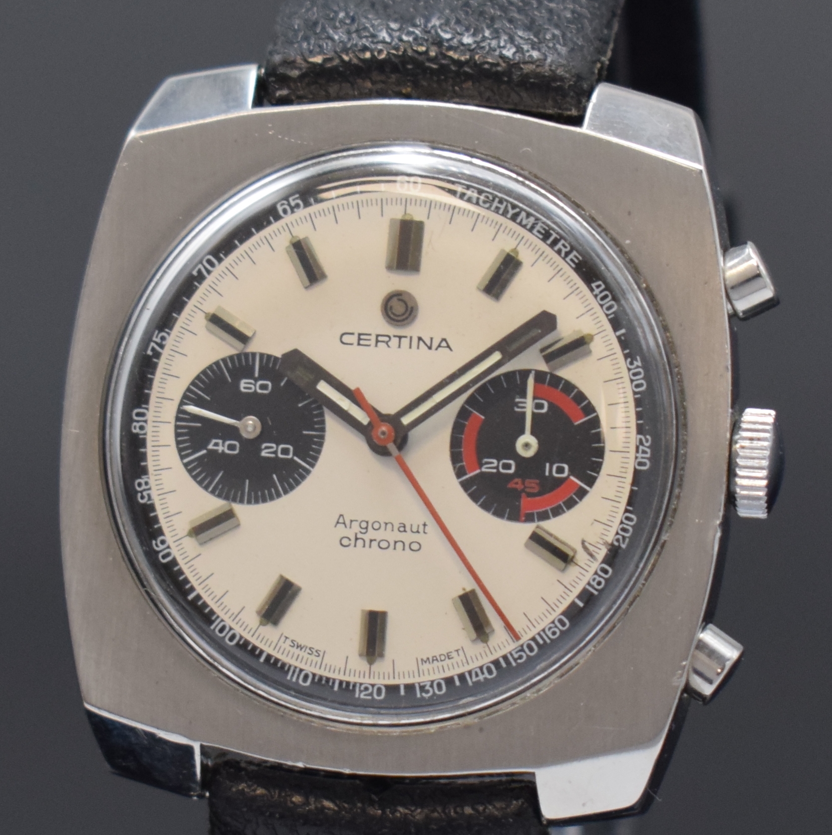 Detail a: CERTINA Schaltradchronograph Argonaut Referenz 8401, Handaufzug, Schweiz um 1970, kissenförm. Edelstahlgeh., Boden verschr., Krone neutr. ers., ...