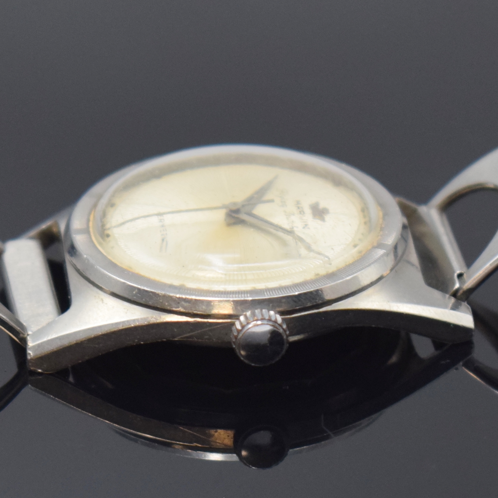 Detail b: MARVIN Flying Dutchman Hermetic Herrenarmbanduhr, Handaufzug, Schweiz um 1950, Edelstahlgeh. inkl. neutr. Gliederband, Boden verschr., Indexlünette, ...