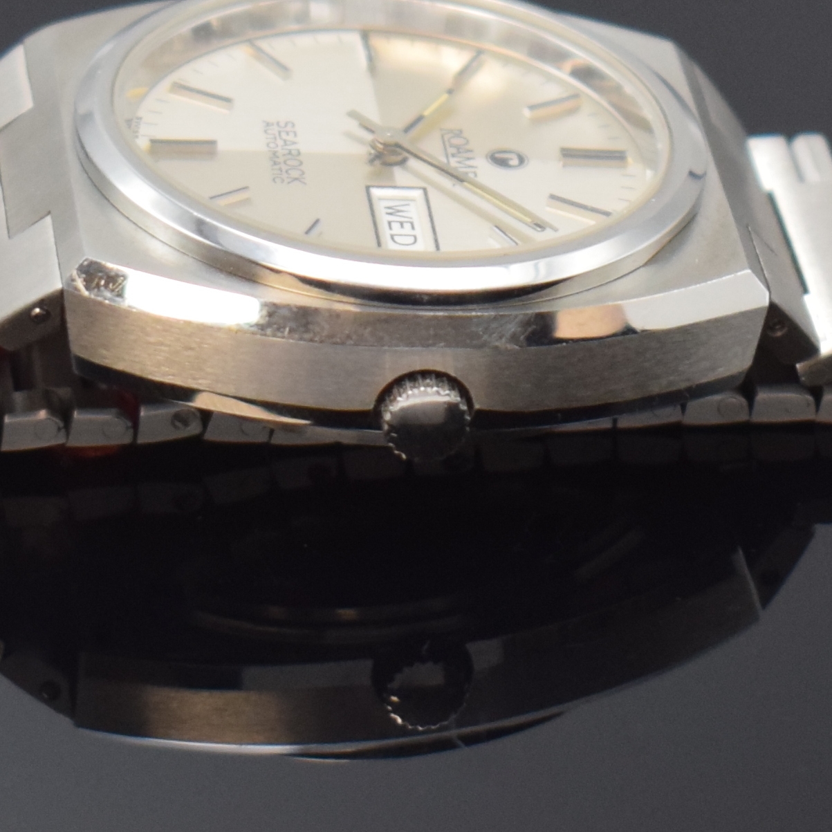Detail c: ROAMER Searock Automatic nahezu neuwertige Armbanduhr in Stahl/Stahlband, Schweiz um 1975, Automatik, verschr. Geh. m. integr. Band, Mineralglas, ...