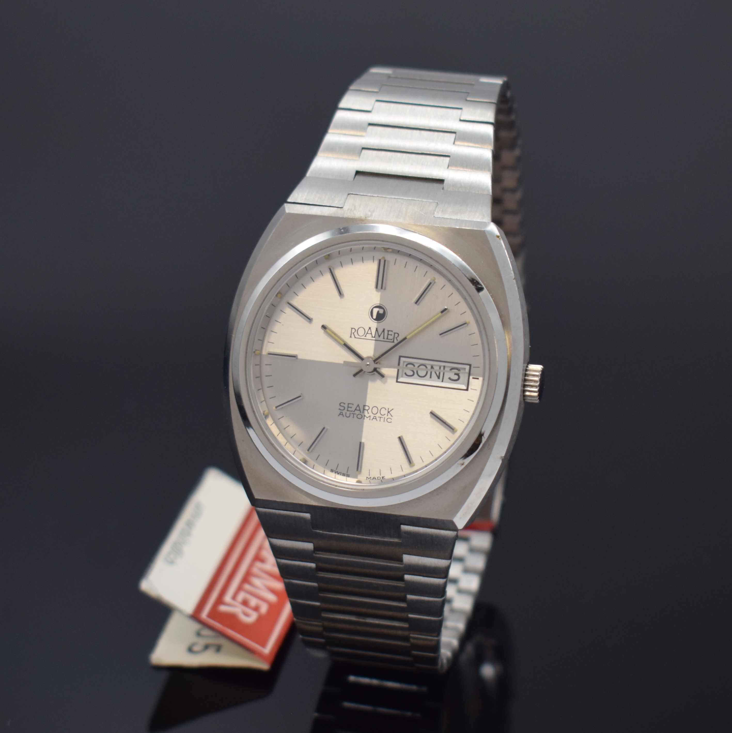 ROAMER Searock Automatic nahezu neuwertige Armbanduhr in Stahl mit Stahlband, Schweiz um 1975, Automatik, verschr. Geh. m. integr. Band, Mineralglas, ...