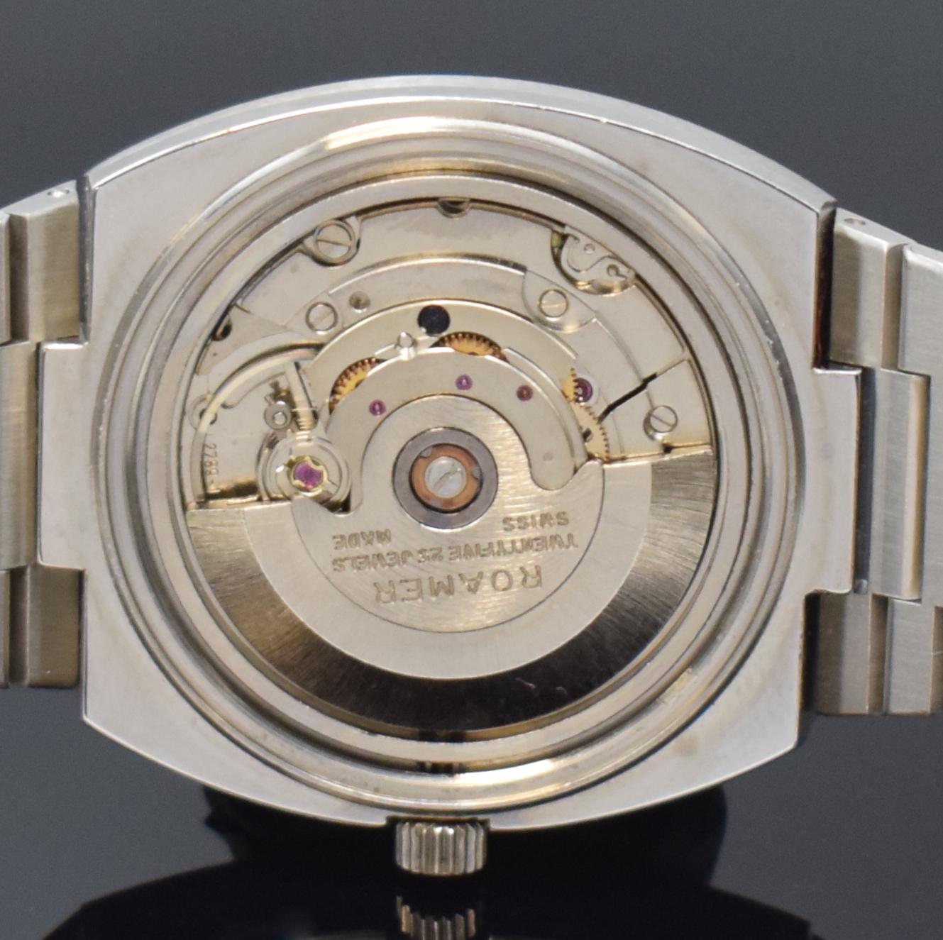 Detail f: ROAMER Searock Automatic nahezu neuwertige Armbanduhr in Stahl mit Stahlband, Schweiz um 1975, Automatik, verschr. Geh. m. integr. Band, Mineralglas, ...