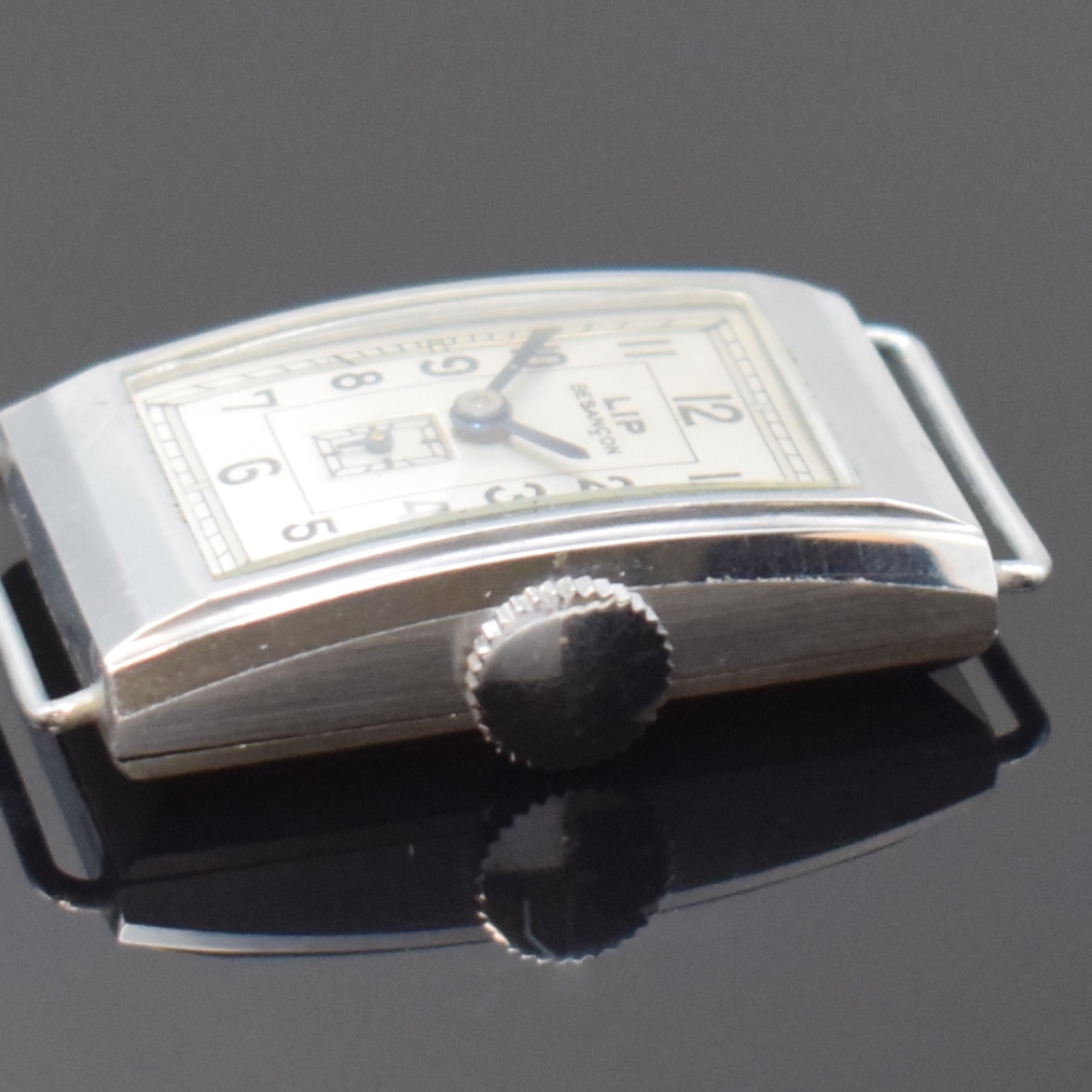 Detail a: LIP T.18 - 2 rechteckige Armbanduhren aus Lagerbestand um 1940, Frankreich, Handaufzug, verchr. Geh. m. aufgedr. Stahlböden, silb. ...