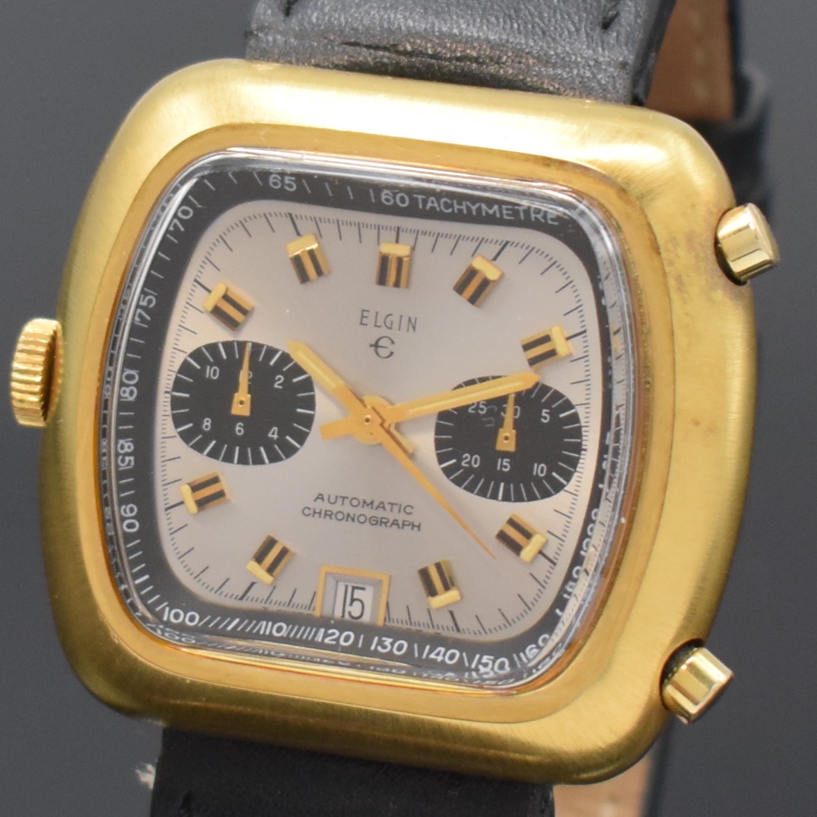Detail a: ELGIN Kaliber 12 Herrenchronograph im 1970er- Jahre Design, Schweiz um 1975, Automatik, vergold. TV-Screen Geh., verschr. Stahlboden, ...