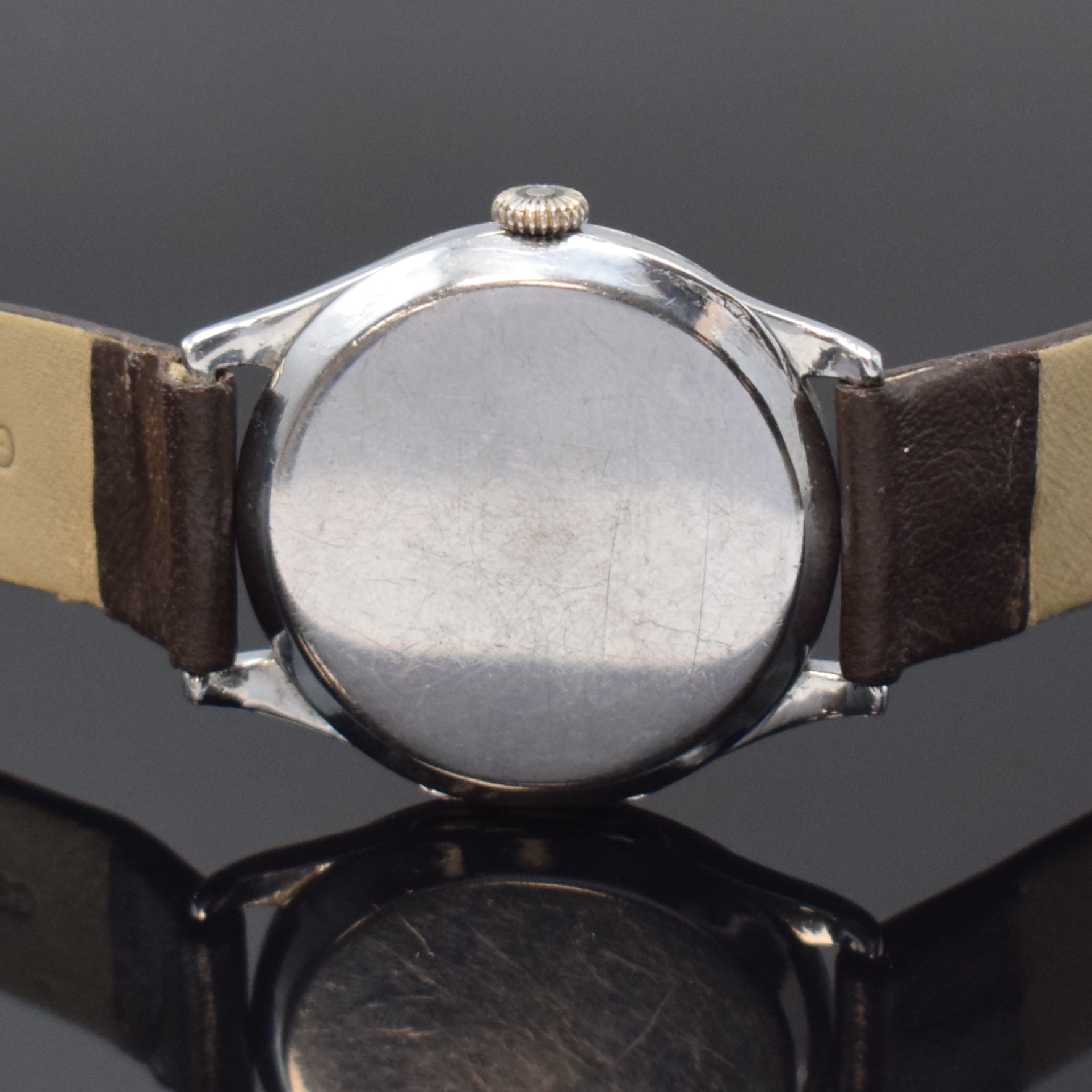Detail c: IWC seltene und frühe Armbanduhr Kaliber 76 in Silber, Schweiz um 1928, Handaufzug, Scharniergeh. in Sterlingsilber, verchromt, Lünette aufgedr., ...