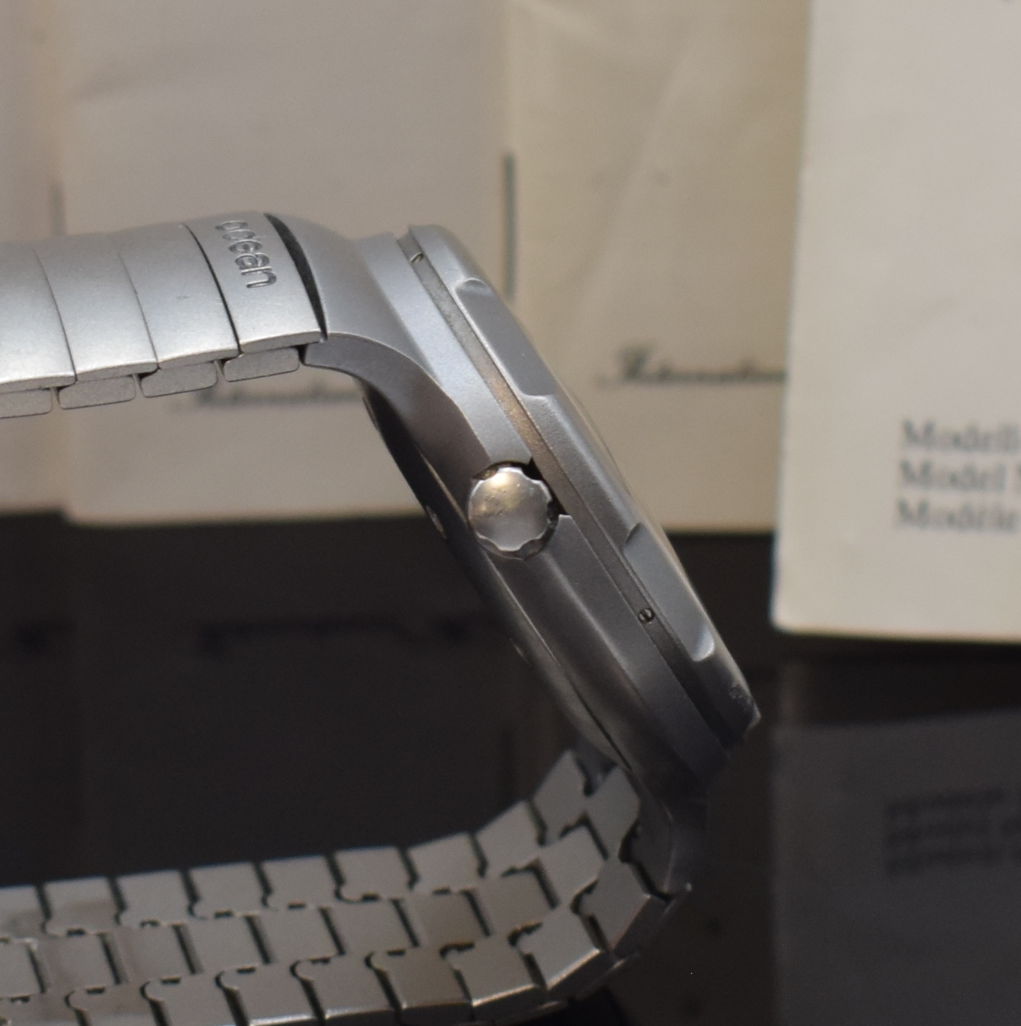 Detail c: IWC Ocean 2000 Ref. 3500/3504 Taucheruhr in Titan mit Box und Papier, Schweiz lt. orig. Papier verk. 1986, Automatik, mattiertes Geh. m. integr. ...