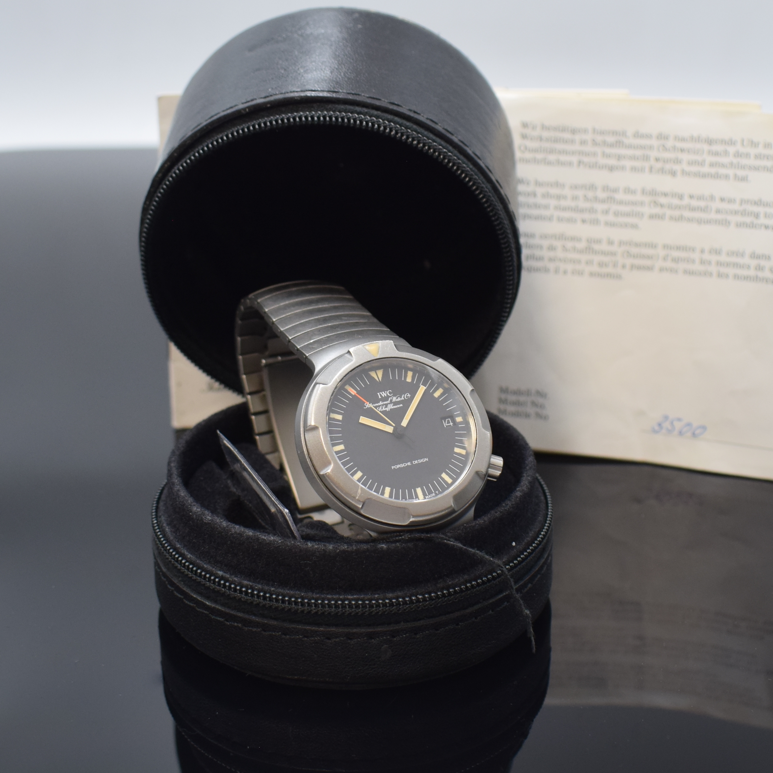 Detail e: IWC Ocean 2000 Ref. 3500/3504 Taucheruhr in Titan mit Box und Papier, Schweiz lt. orig. Papier verk. 1986, Automatik, mattiertes Geh. m. integr. ...