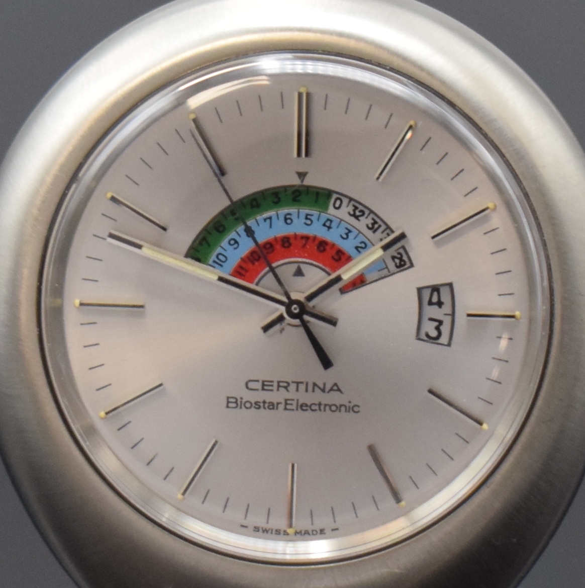 Detail a: CERTINA Biostar Electronic nahezu neuwertige Bio-Rhythmus Taschenuhr in Stahl, Schweiz um 1975, satiniertes, Ei-förm. Geh., Boden verschr., ...