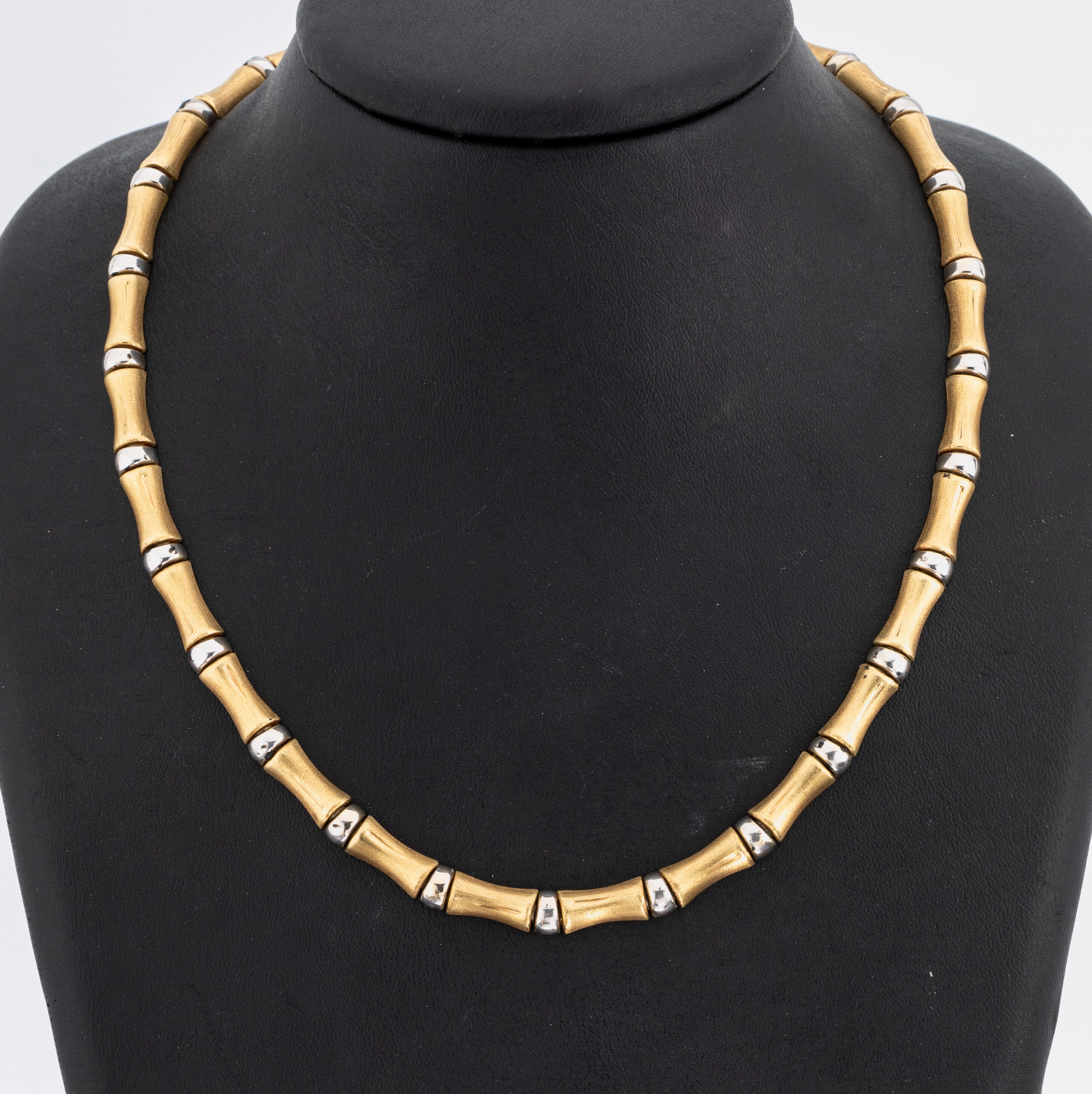 14 kt Gold Collier, GG 585/000, L. ca. 40 cm, Kastenschloss mit Sicherheitsacht, ca. 31.7 g