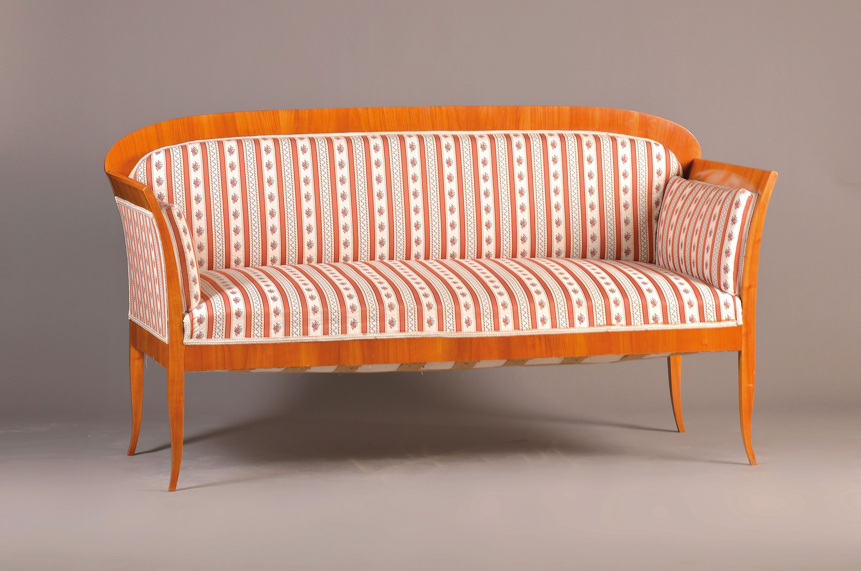 Sofa, um 1900, Biedermeierstil, Kirschbaum furniert, Polsterung und Bezug erneuert, H. ca. 96cm, B. ca. 185cm, T. ca. 70cm, Sitzh. ca. 52cm