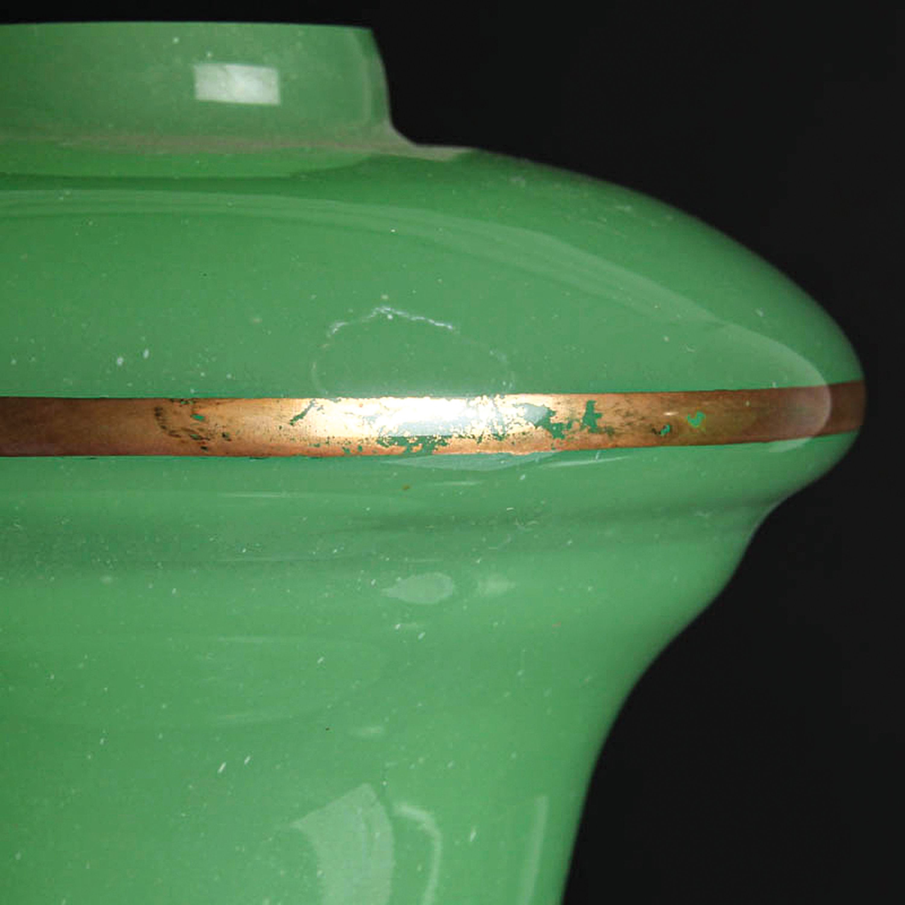 Detail h: Paar Lampenfüße, Cenedese, Murano, 2.Hälfte 20.Jh., opalgrünes Glas Emailmalerei in Gold, Alterssp. H. je 40 cm