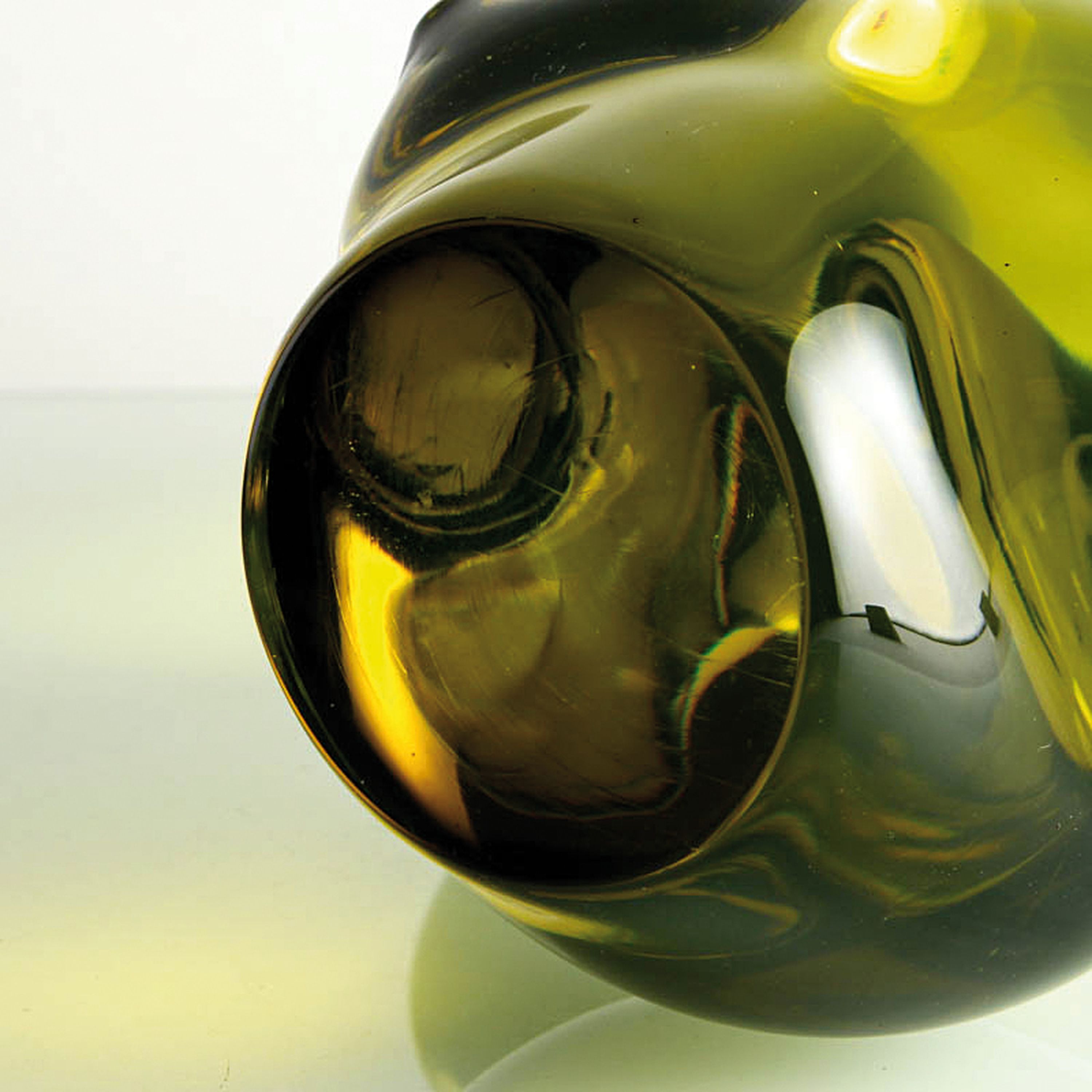 Detail o: Glasskulptur, Ermanno Nason für Cenedese, Murano, gelblich grün getöntes Glas, abstrakt humanoide Form, weiblicher Akt, schwere Qualität, H. 26 cm