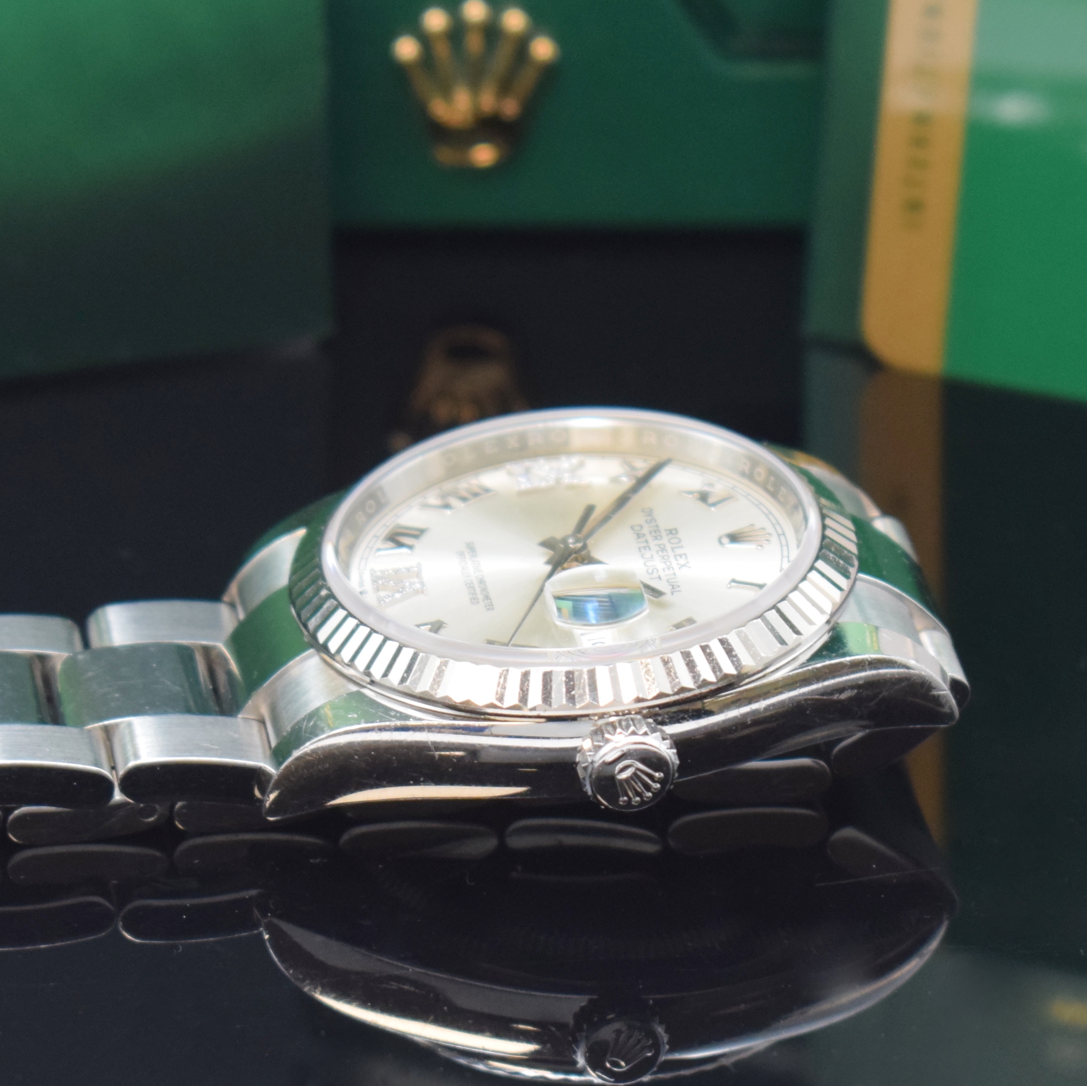 Detail d: ROLEX Oyster Perpetual Datejust 36 Referenz 126234, Automatik, LC 100, Chronometer der Superlative in Edelstahl inkl. Oysterband m. Faltschl., Boden ...