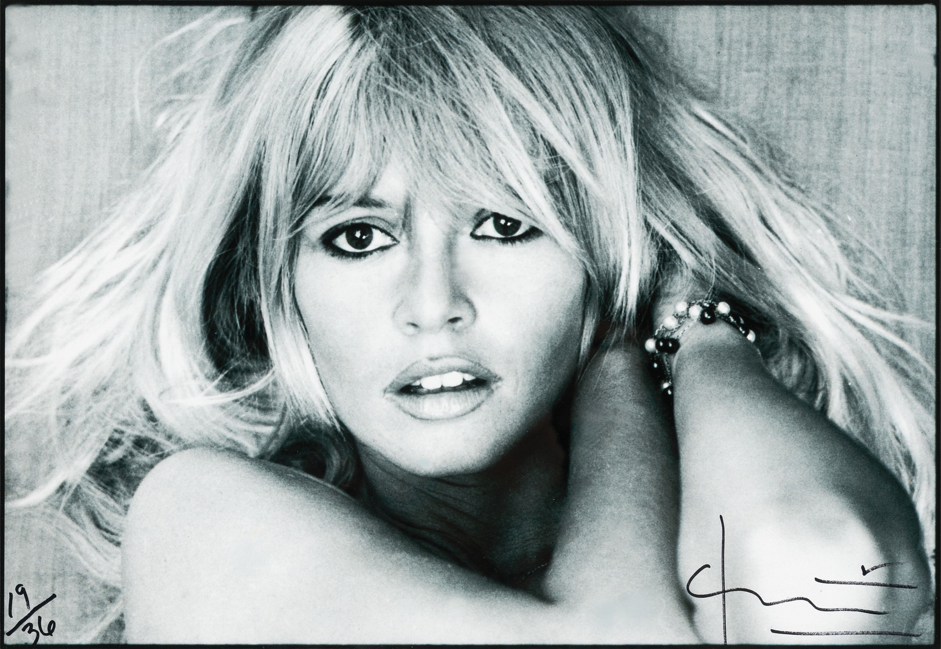 Bert Stern, 1929-2013, Schwarz/Weiß- Fotografie, Titel: "Bridget Bardot", Drucktechnik: Irisprint auf festem, mattem Fotopapier, ...