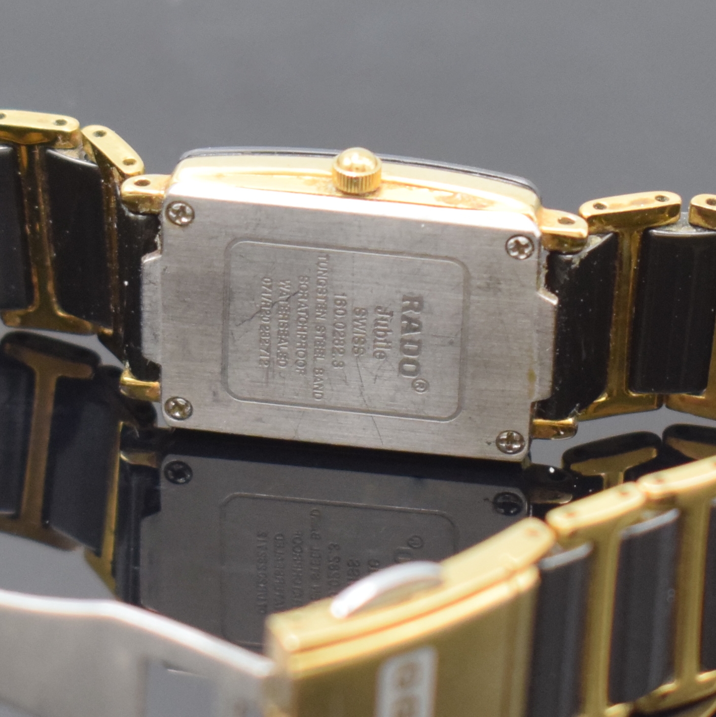 Detail e: RADO Jubile Damenarmbanduhr Referenz 160.0282.3, Schweiz um 1995, quarz, Geh. in Stahl teils verg., Keramik Gliederband m. dopp. Faltschl. in Stahl ...