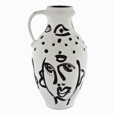 26890517a - Peter Robert Keil, Kunstobjekt Vase, 1983, ohne Titel, ca. 48x26x28 cm, signiert u. ...