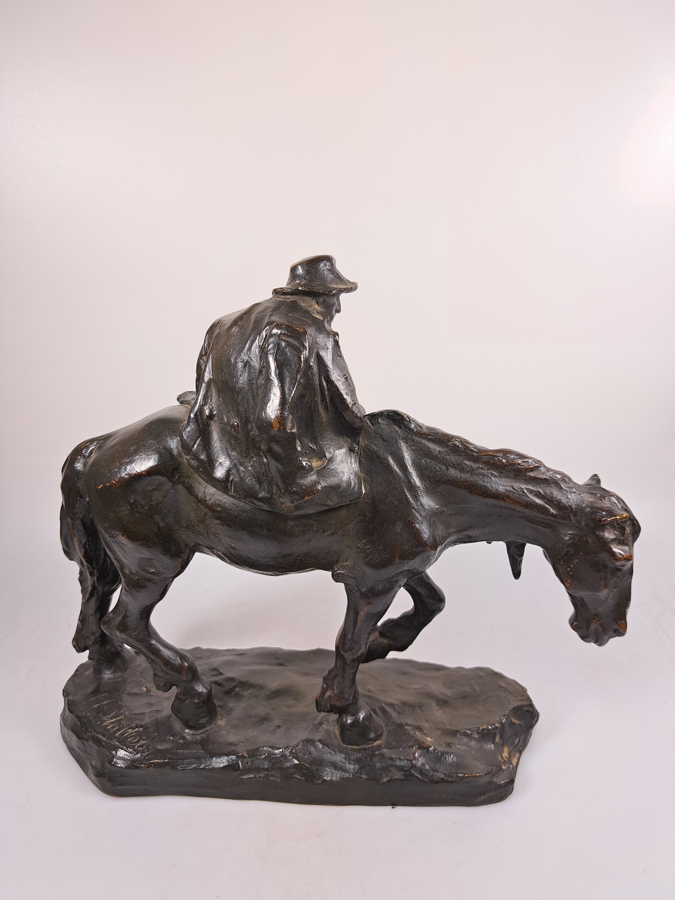Detail d: Hans Müller, 1873 Wien - 1937, Bronzefigur, Knecht zu Pferd, auf der Plinthe signiert, ca. 28 x 32 cm, patiniert, der Künstler studierte in Wien ...