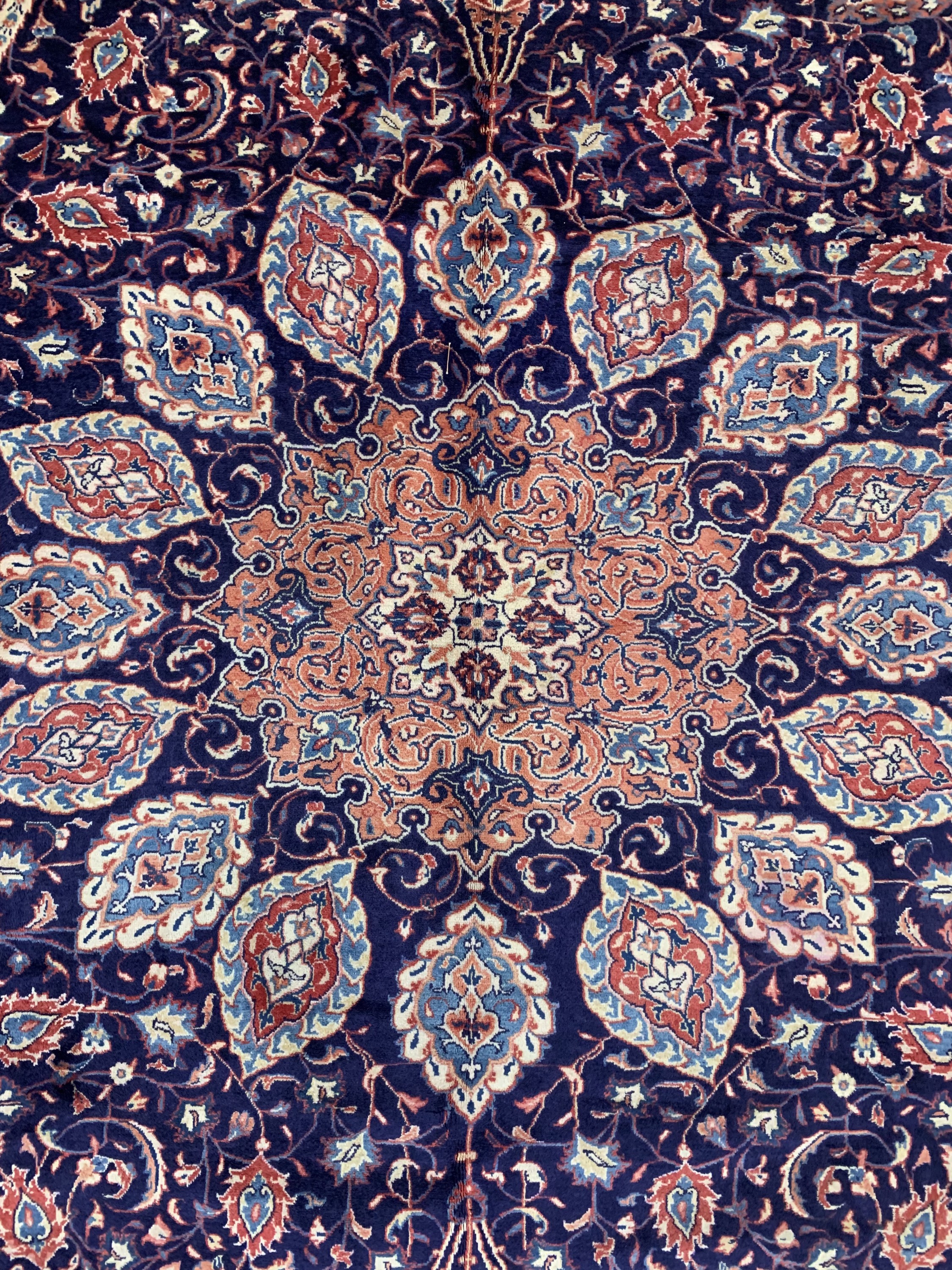 Detail c: Sarogh, Persien, Mitte 20.Jhd, Wolle auf Baumwolle, ca. 357 x 294 cm, EHZ: 2