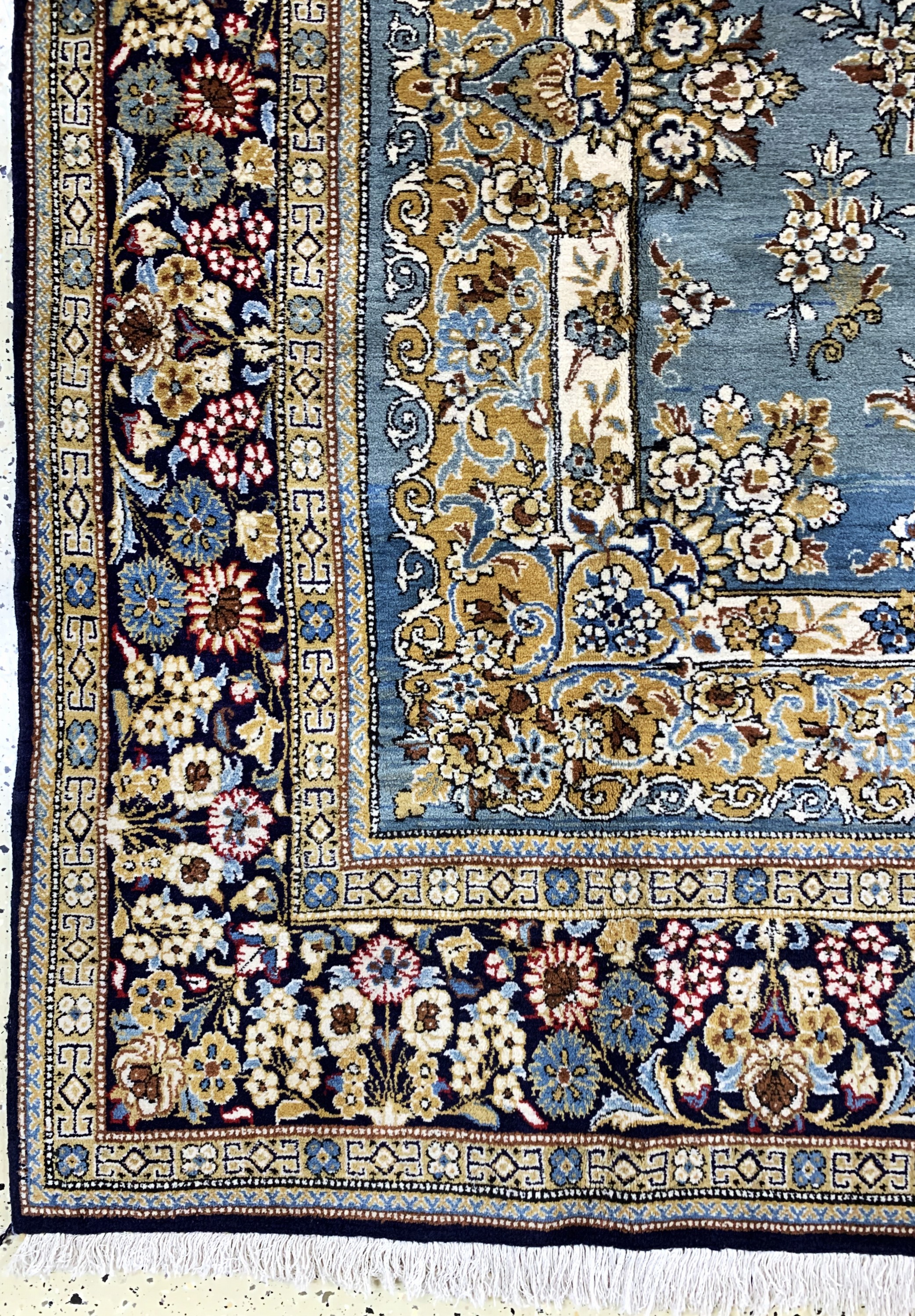 Detail b: Ghom alt, Persien, Mitte 20.Jhd, Wolle auf Baumwolle, ca. 335 x 215 cm, EHZ: 2(Abrasch)