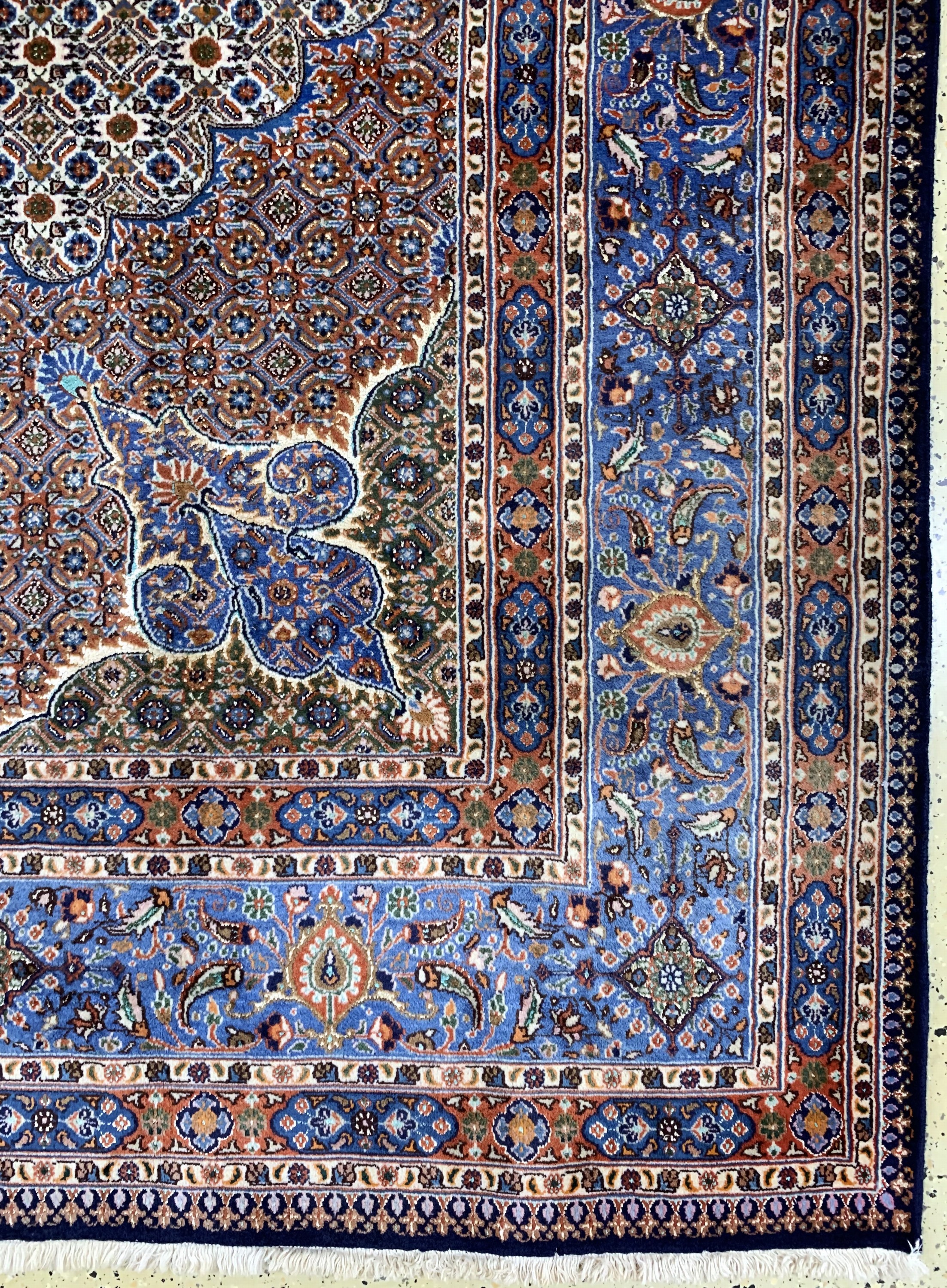 Detail a: Mud fein, Persien, Ende 20.Jhd, Korkwolle mit Seide, ca. 402 x 300 cm, EHZ: 2-3