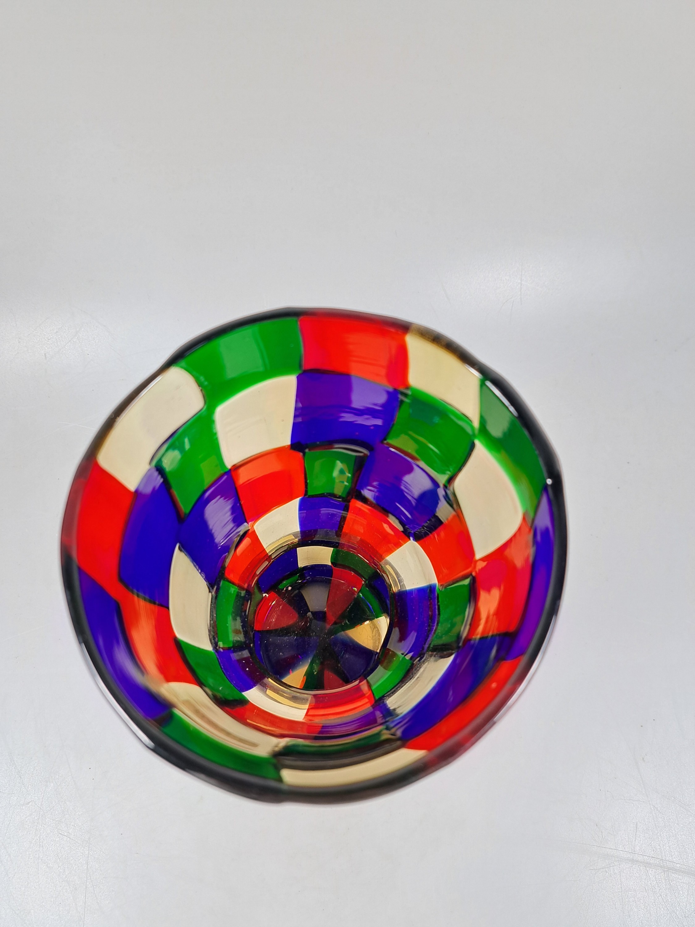 Detail c: Pezzato-Vase, Entwurf Fulvio Bianconi für Venini & C. Murano, 50er Jahre, Pokalform, farbloses Glas mit mosaikartige zusammengeschmolzenen Quadrate ...