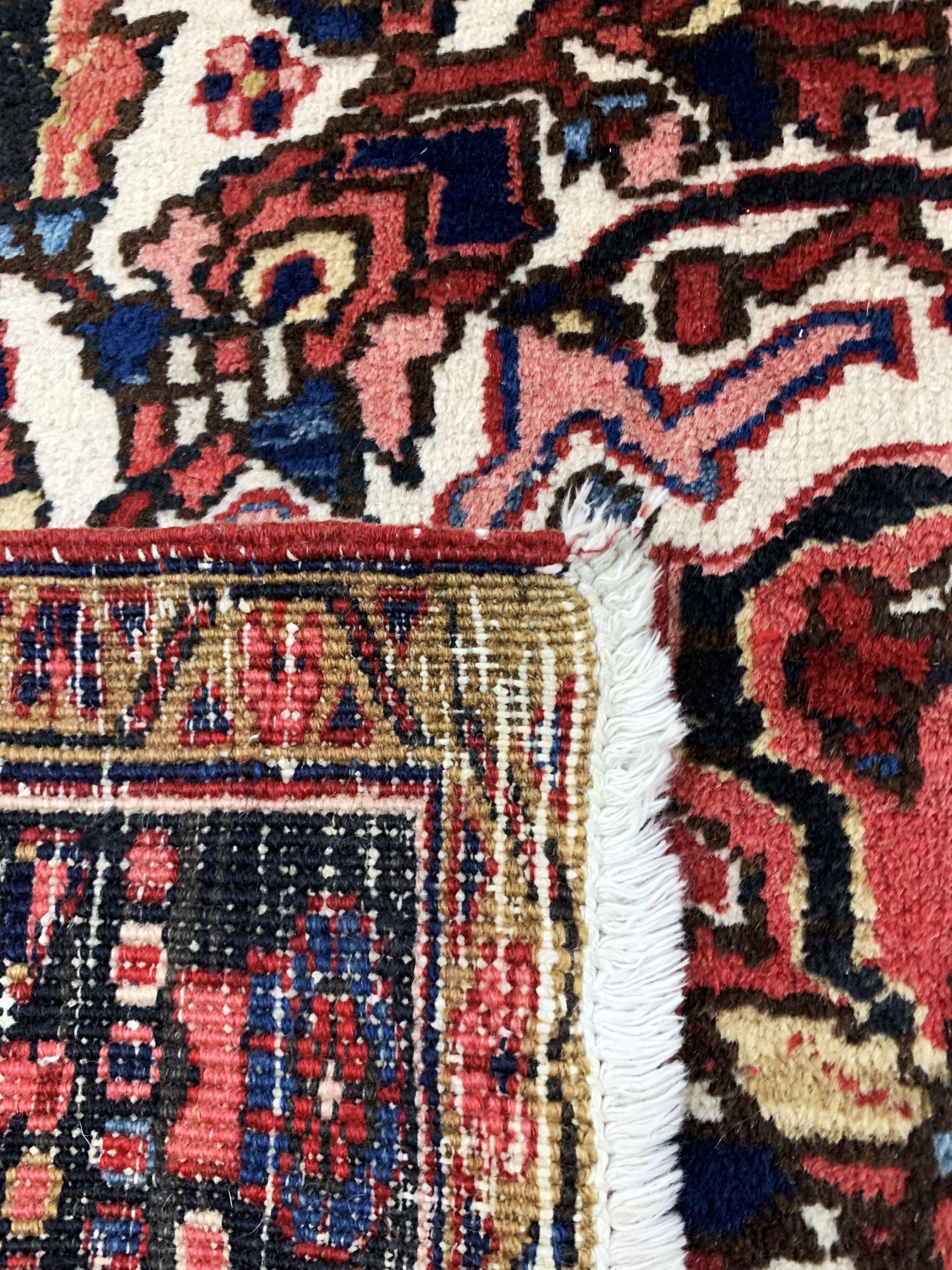 Detail g: Heriz alt, Persien, Mitte 20.Jhd, Wolle aufBaumwolle, ca. 380 x 270 cm, EHZ: 2