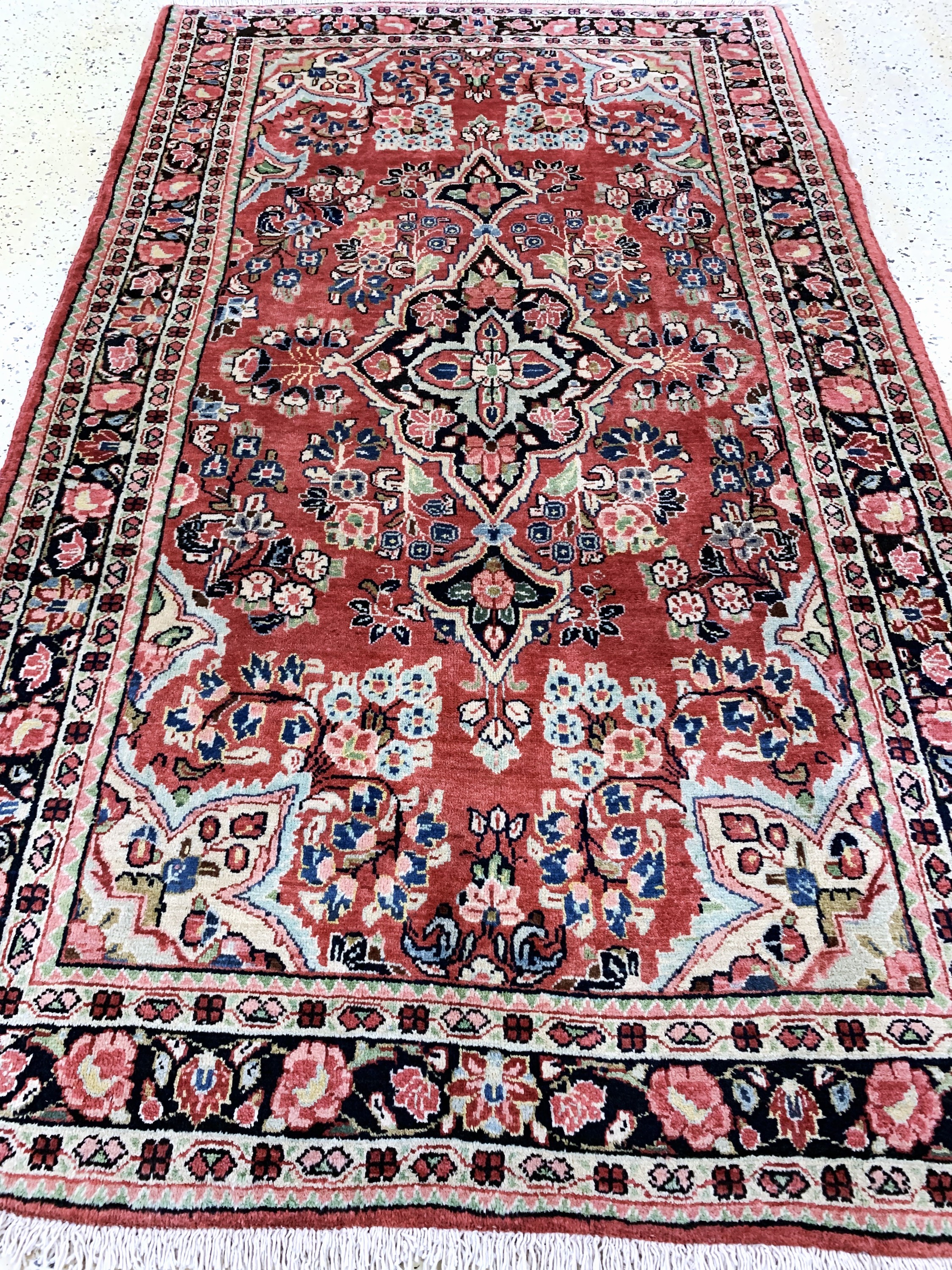 Detail d: Sarogh Mahal, Persien, Mitte 20.Jhd, Wolle auf Baumwolle, ca. 212 x 126 cm, EHZ: 2