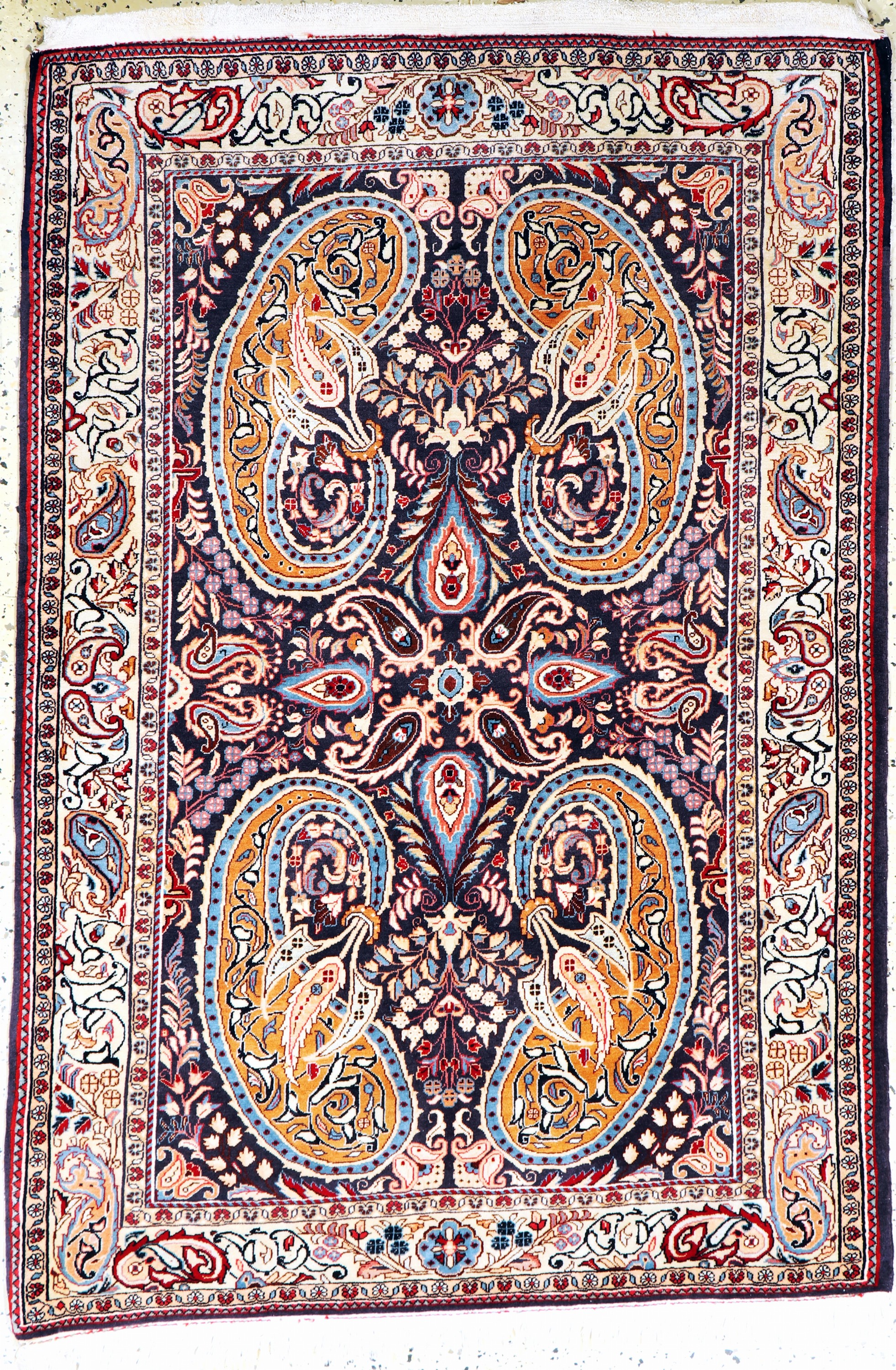 Ghiasabad fein, Persien, Mitte 20.Jhd, Wolle auf Baumwolle, ca. 155 x 107 cm, EHZ: 2