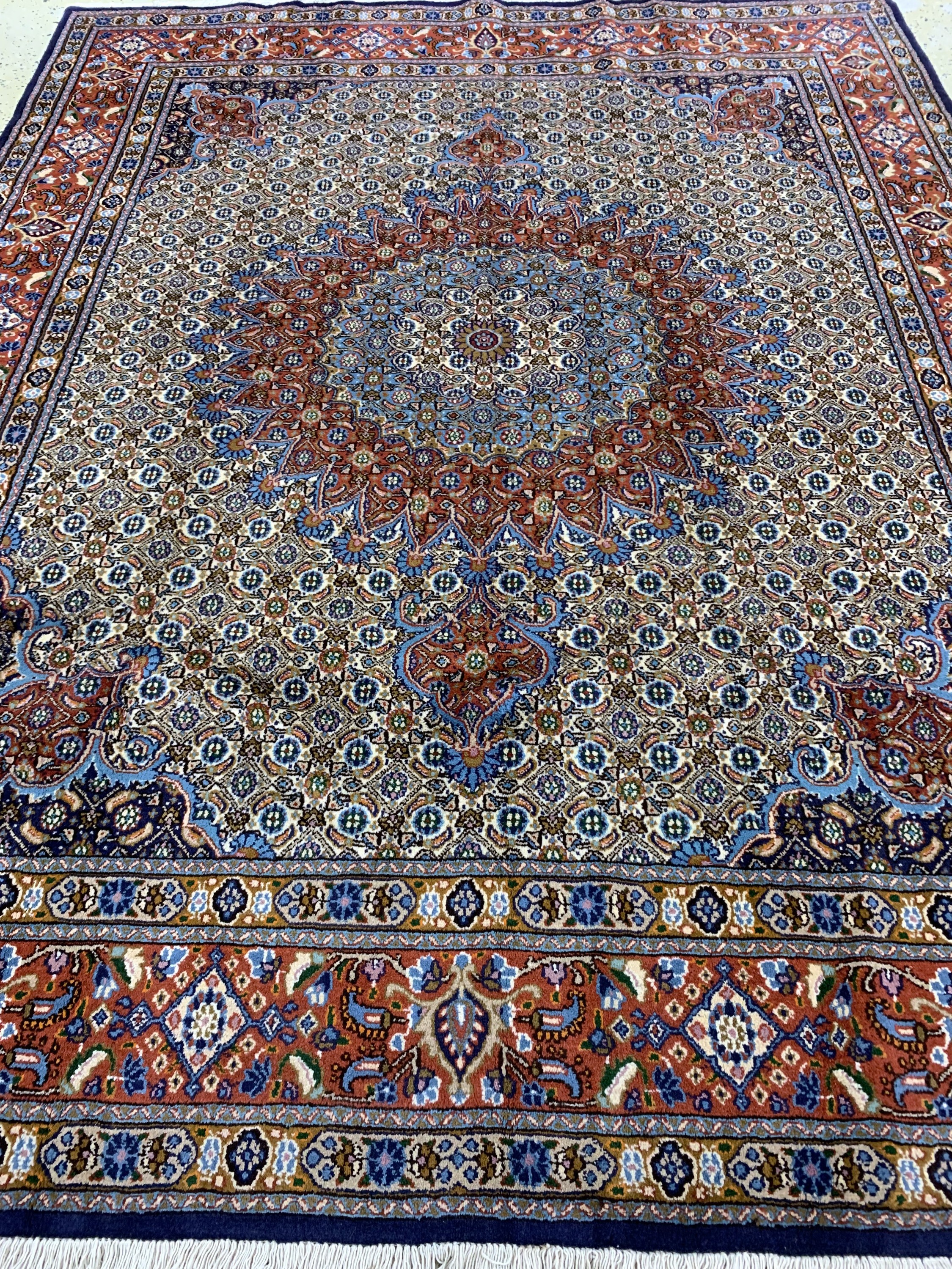 Detail f: Mud fein, Persien, Ende 20.Jhd, Korkwolle mit Seide, ca. 260 x 204 cm, EHZ: 1-2(nahezu Neuwertig)