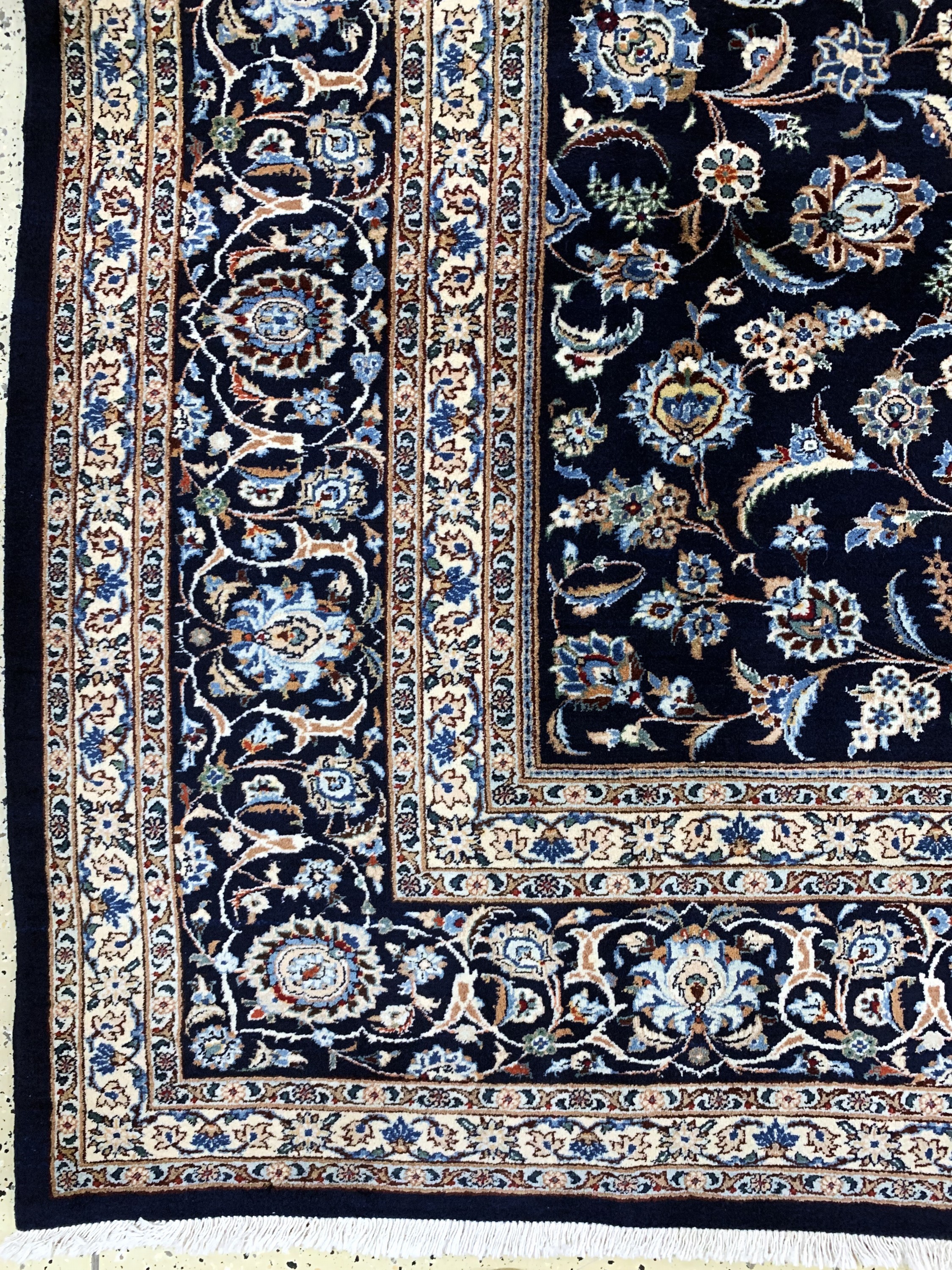 Detail b: Kaschmar, Persien, Ende 20.Jhd, Wolle auf Baumwolle, ca. 403 x 297 cm, EHZ: 1-2, (nahezuNeuwertig)