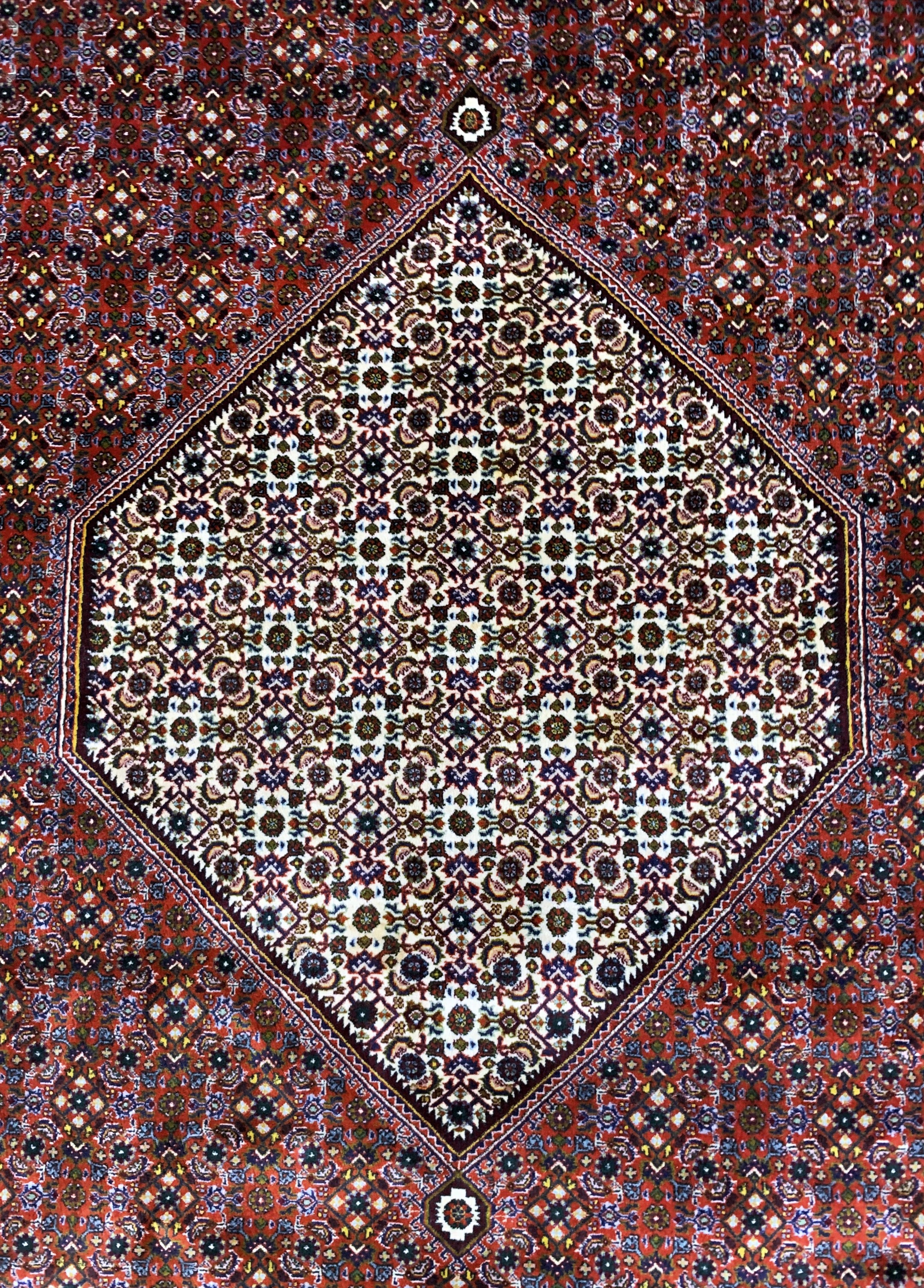 Detail c: Bidjar Kork alt, Persien, Mitte 20.Jhd, Korkwolle auf Baumwolle, ca. 330 x 257 cm, EHZ: 2