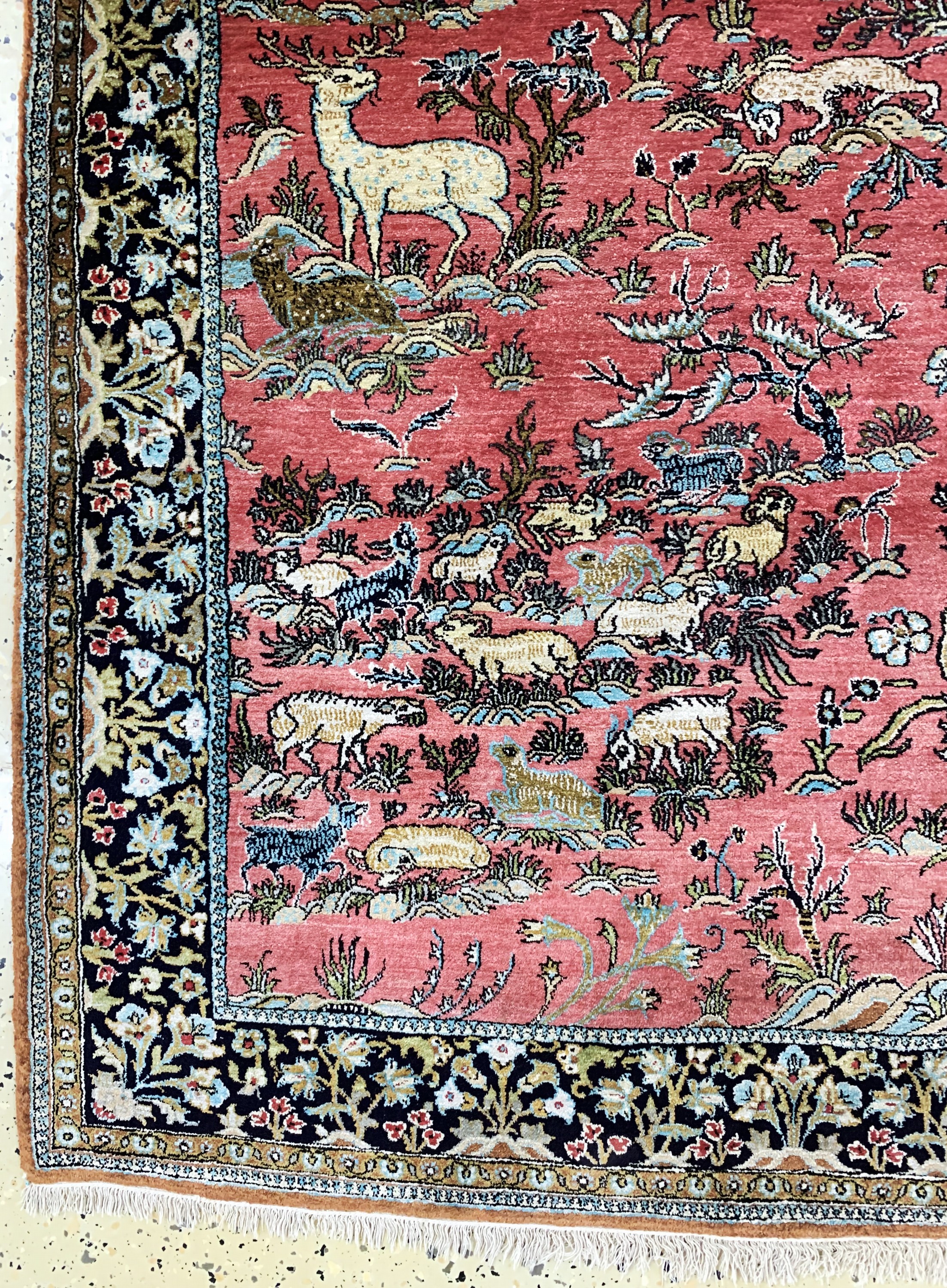 Detail c: Ghom Seide, Persien, Mitte 20.Jhd., reine Naturseide, ca. 155 x 109 cm, EHZ: 2