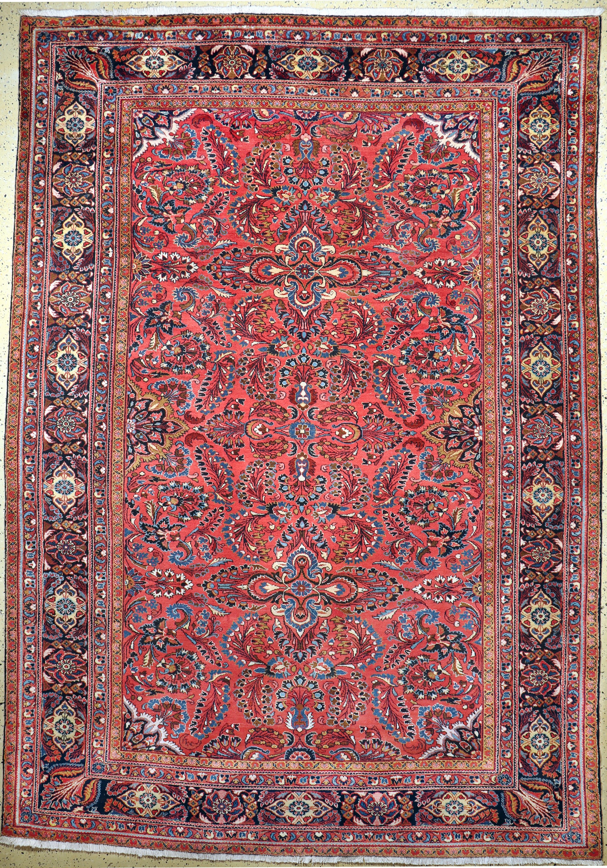 Lilian alt, Persien, Mitte 20.Jhd, Wolle auf Baumwolle, ca. 335 x 250 cm, EHZ: 2(restauriert).