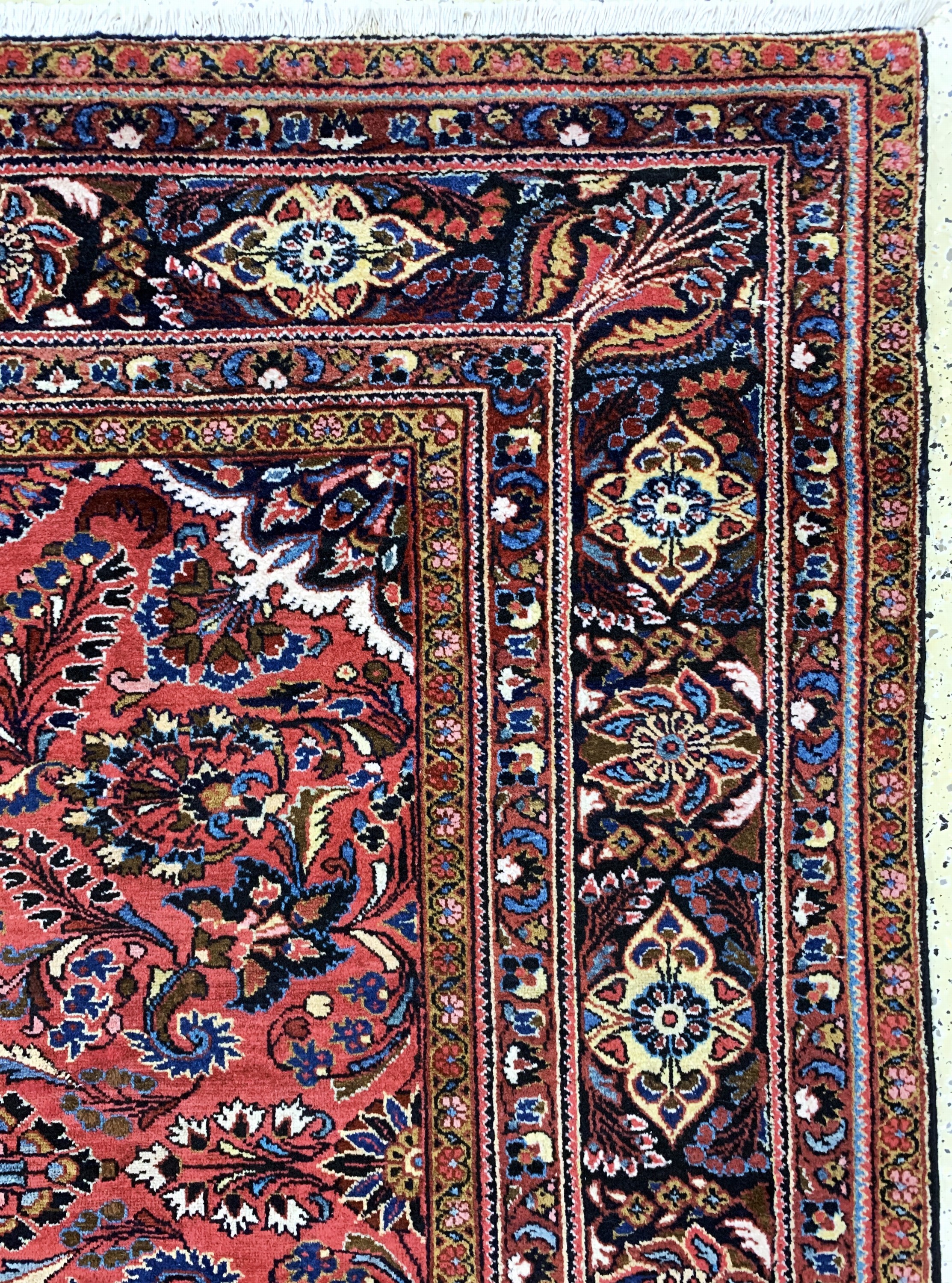 Detail e: Lilian alt, Persien, Mitte 20.Jhd, Wolle auf Baumwolle, ca. 335 x 250 cm, EHZ: 2(restauriert).